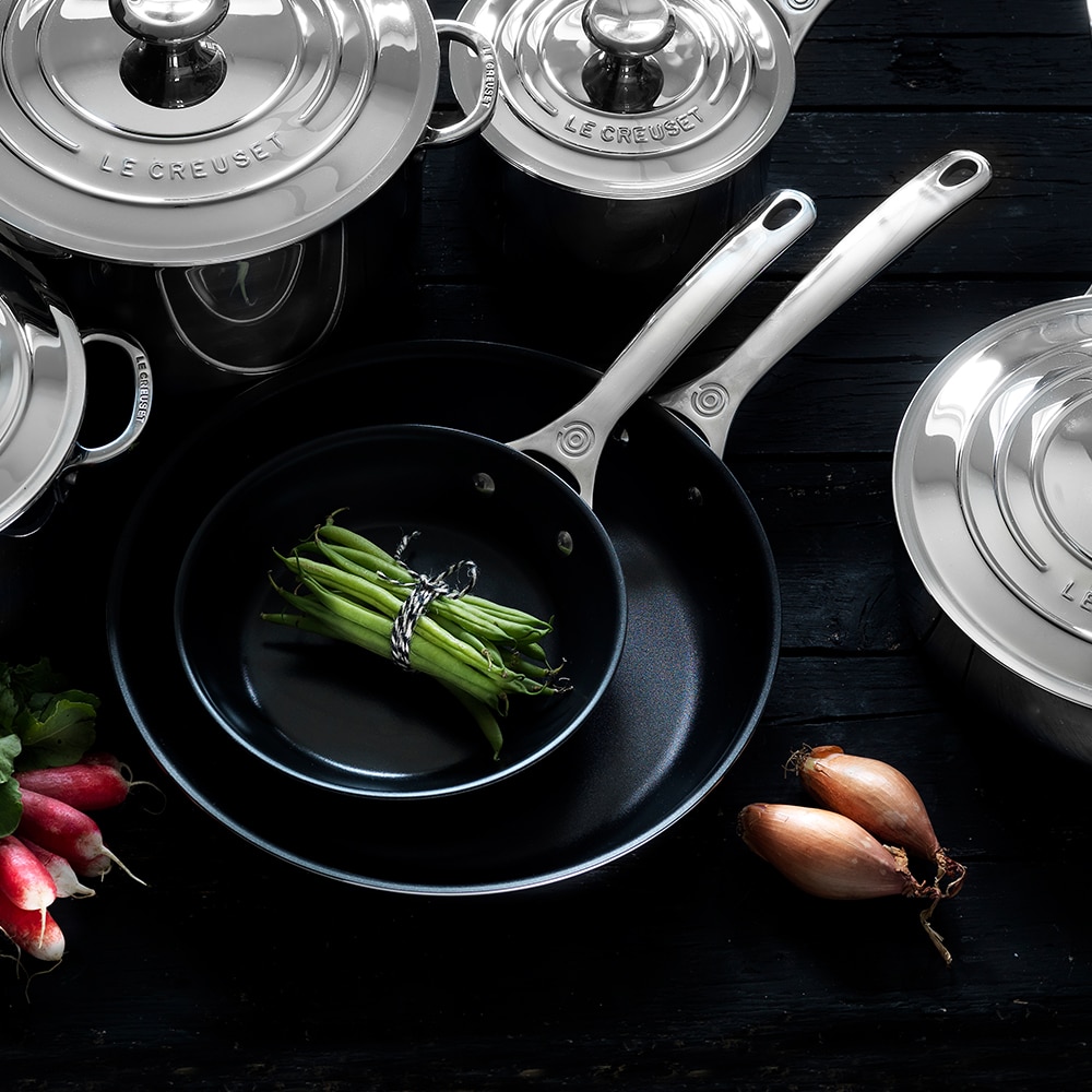 Frigideira alta de aço inoxidável signature Le Creuset Cinzento-3