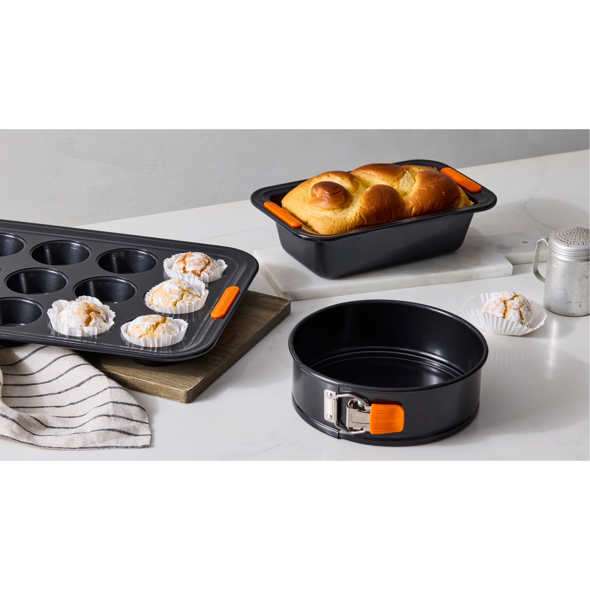 Set 3 moldes antiaderente Le Creuset Preto-4