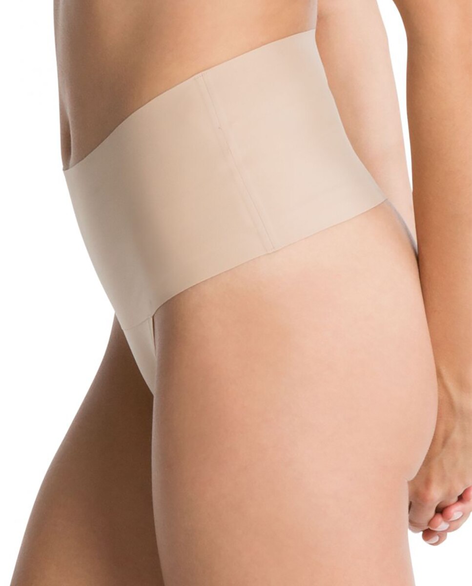 Cueca Moldeadora Undie-tectable® Spanxsupersmooth™ Natural-3