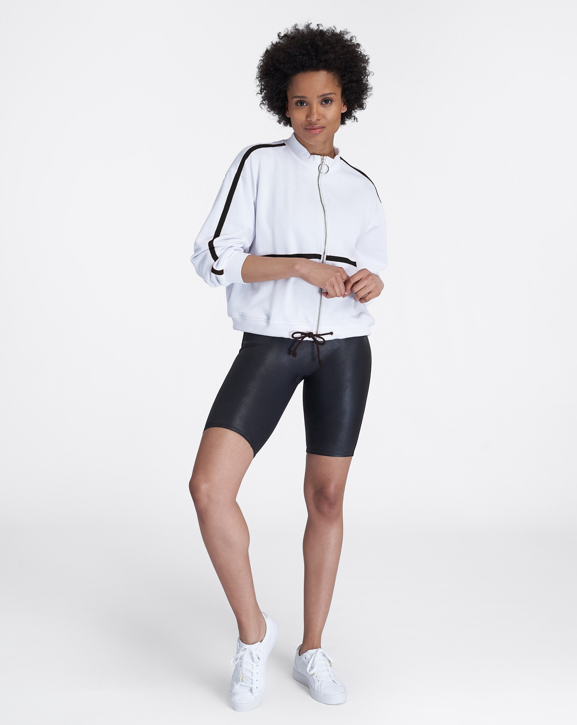 Leggings Estilo Ciclista Moldeador Liso Spanxshape™ Preto-4