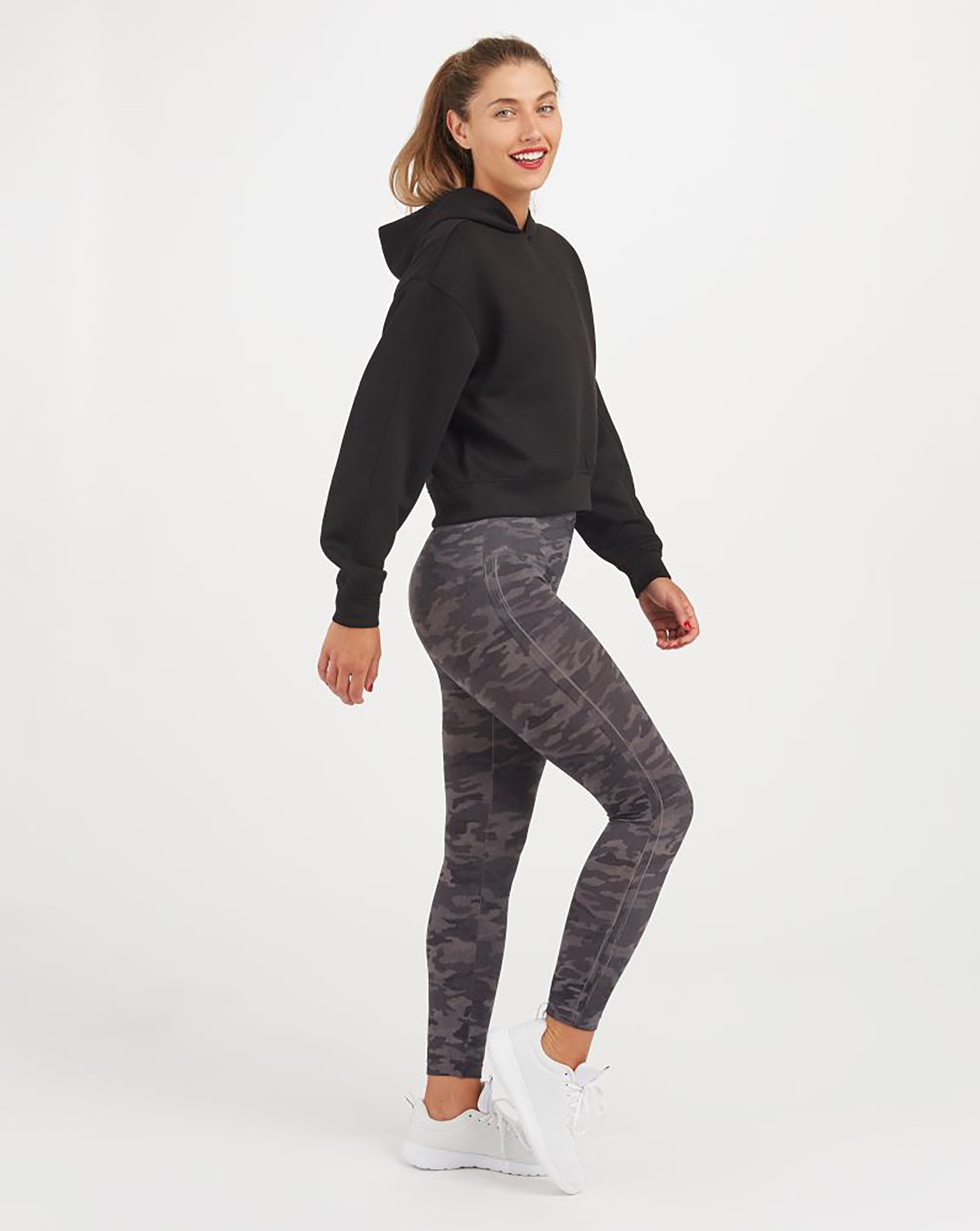 Leggings Moldeadoras com Estampado Militar Spanxshape™ Cinzento-4