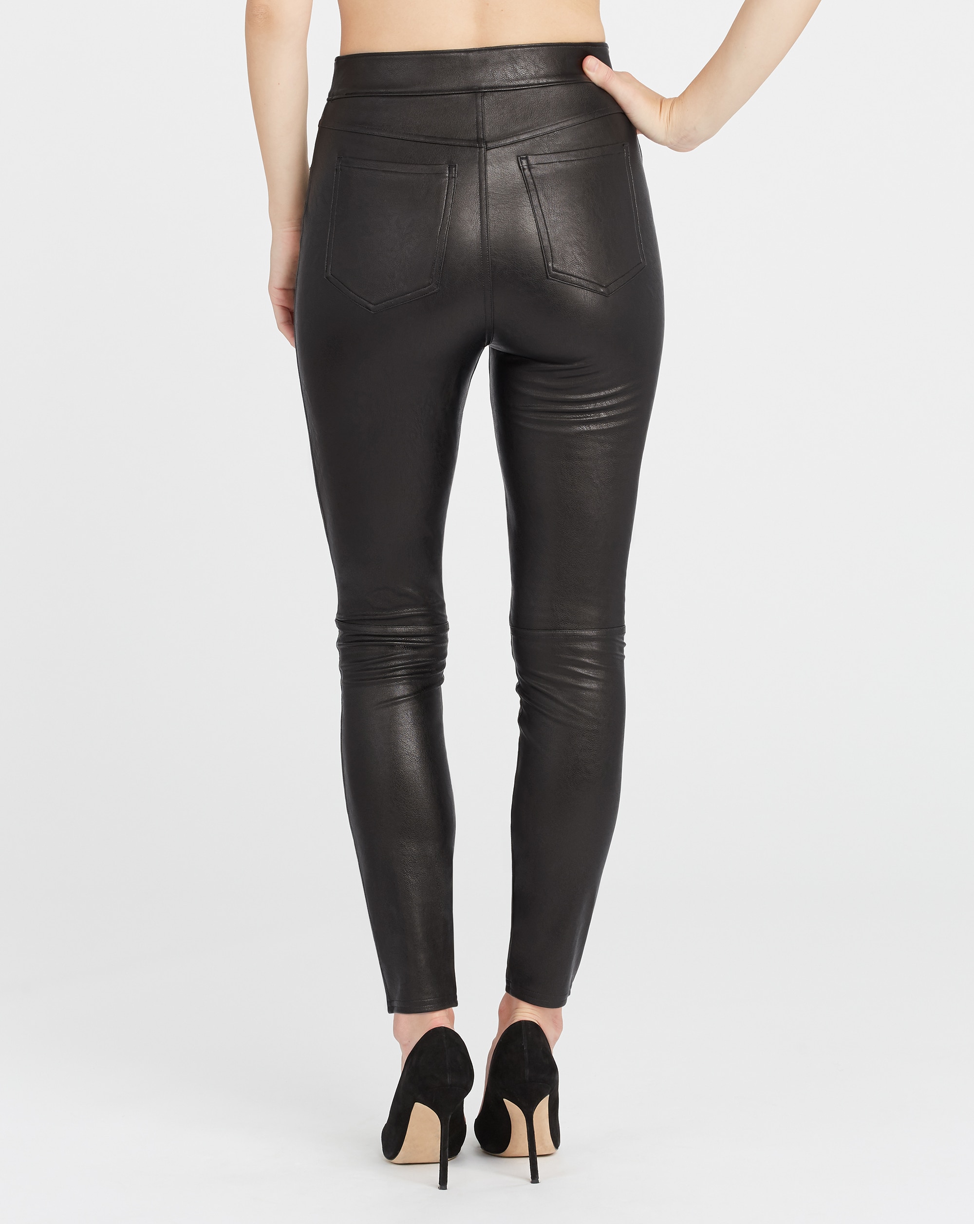 Leggings Moldeadores Efeito Couro Spanxshape™ Preto-2