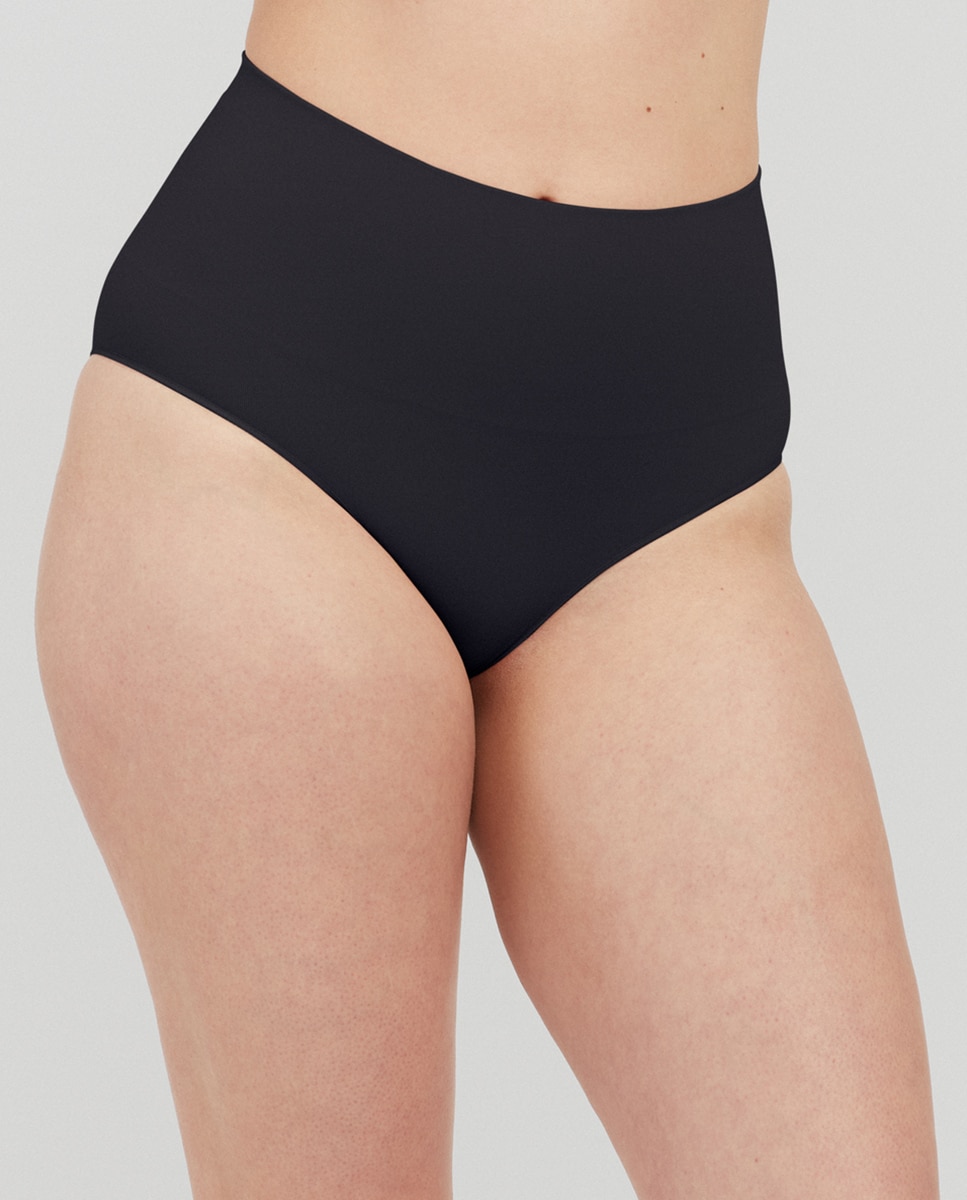 Imagem 0 de Cueca Moldeadora em Nylon Reciclado de Cintura Alta Extraordinary Spanxshape™