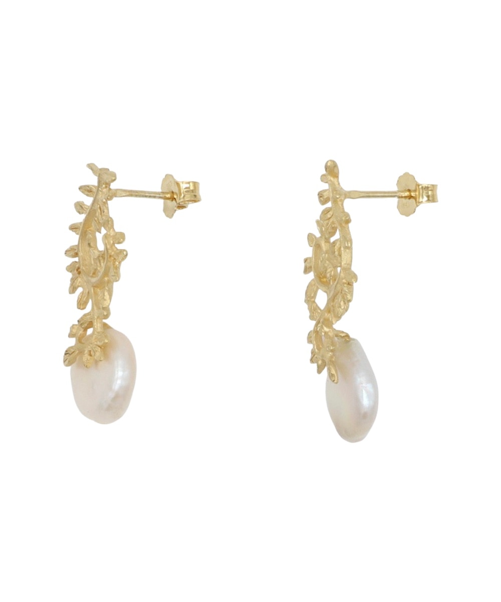 Brincos em Prata Dourada com Pérolas Branco-3
