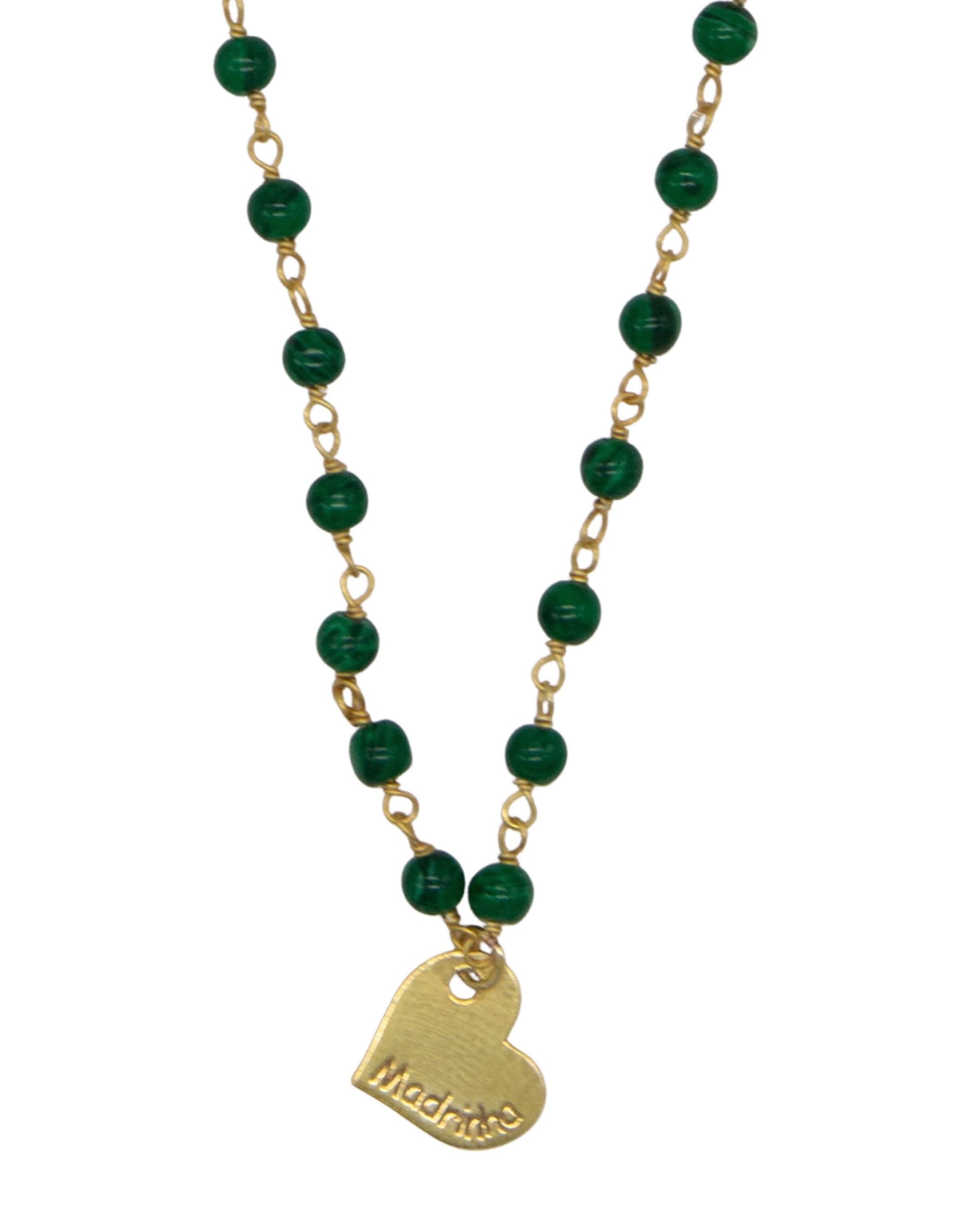 Colar em Prata Enfiado a Terço com Pedras Verdes e Coração "Madrinha Dourado-1