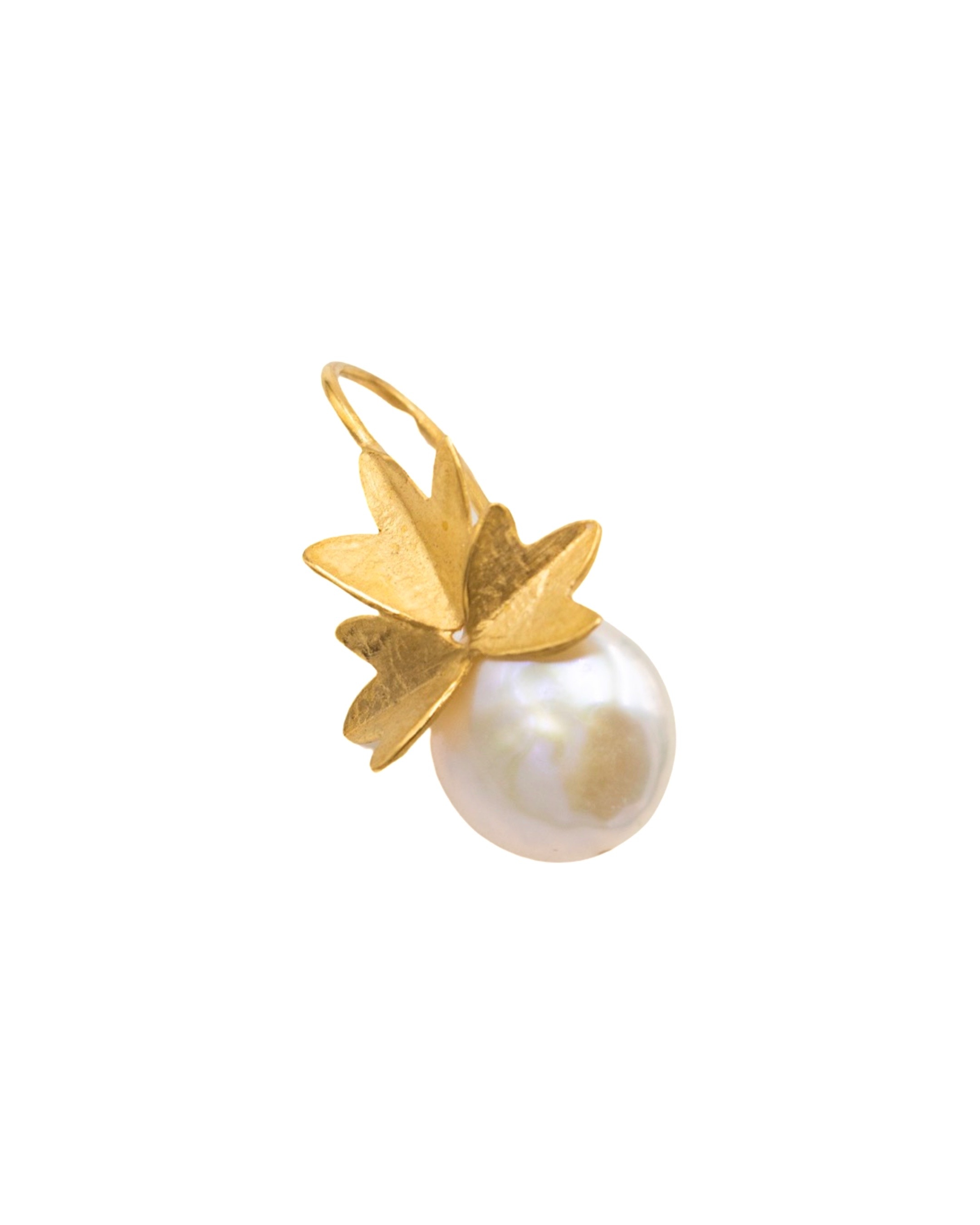 Brincos em Prata Dourada com Folhas e Pérola Branco-2