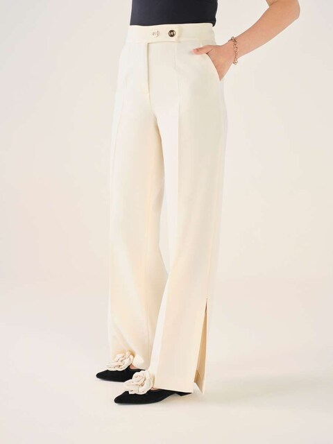 Imagem 0 de Calças Largas Lisas