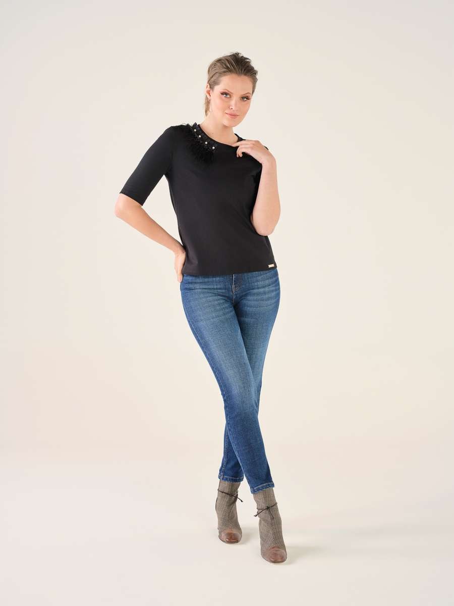 Imagem 0 de T-shirt com Penas e Perolas