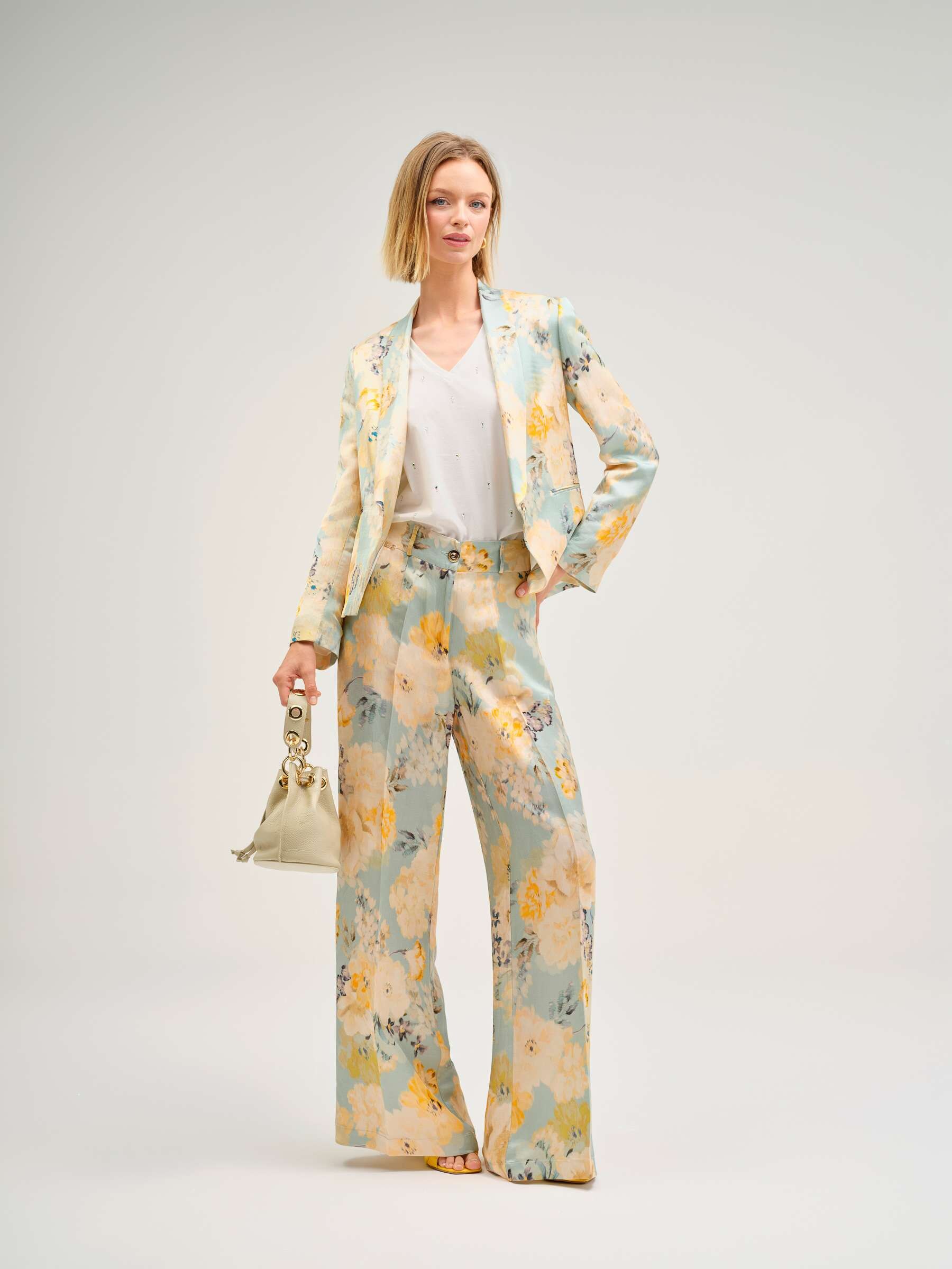 Calça Larga com Estampado Floral Azul-claro-4
