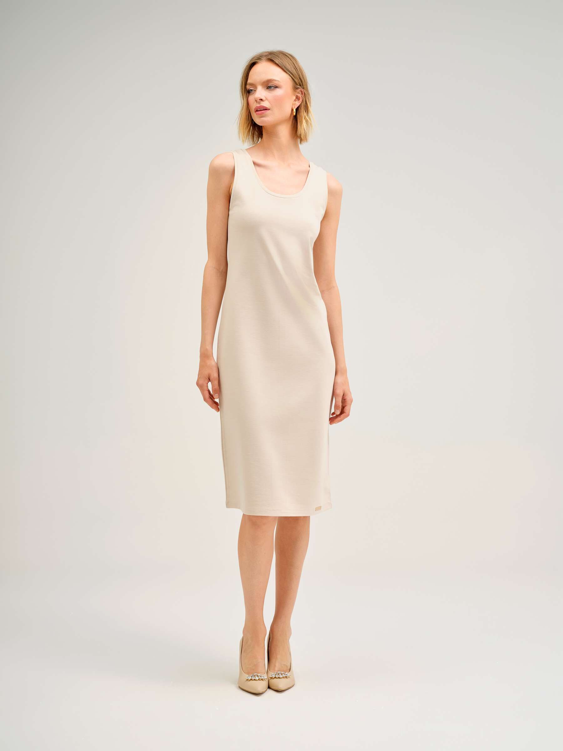 Imagem 0 de Vestido Midi em Malha