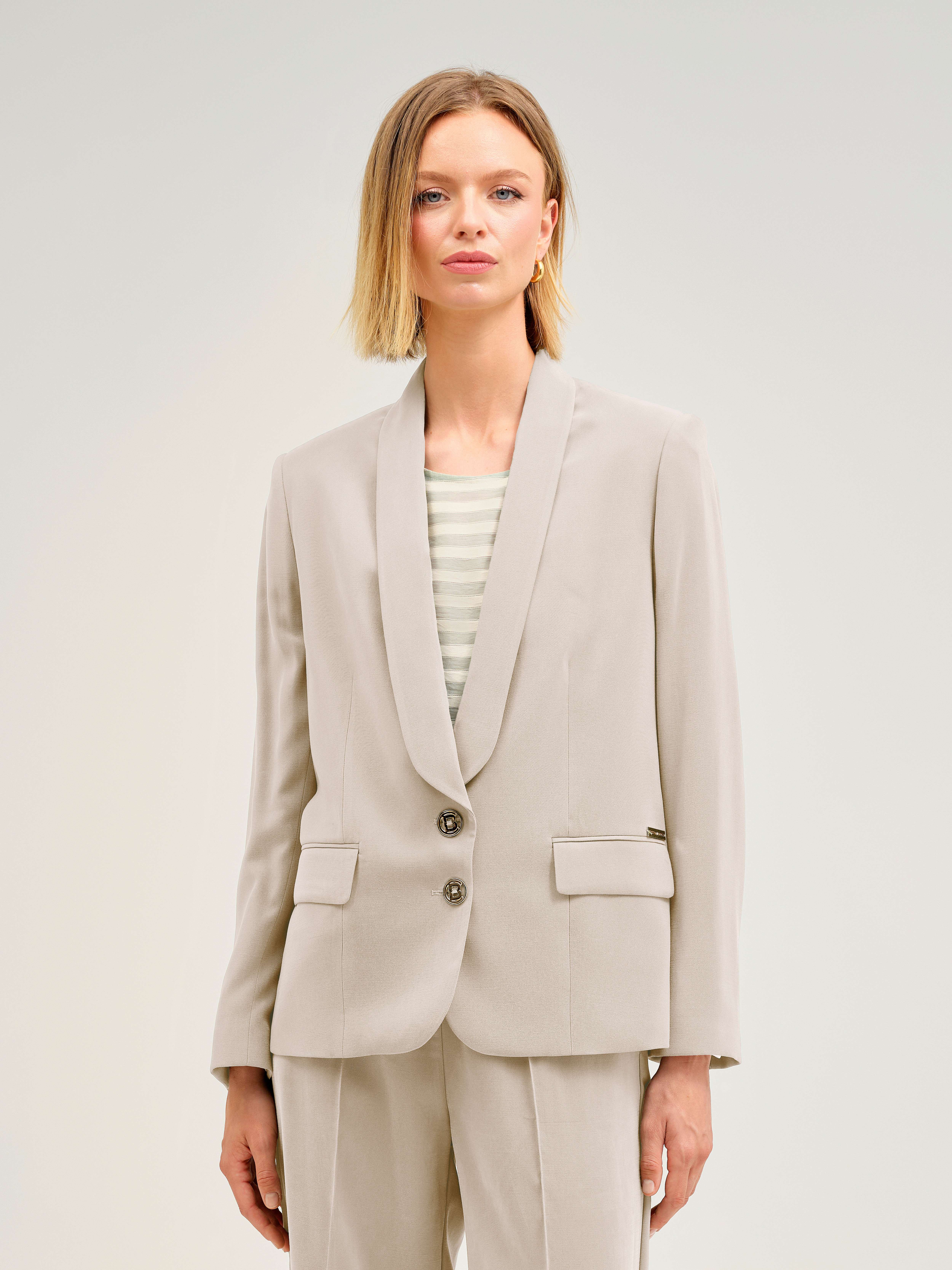 Imagem 0 de Blazer com Lapela