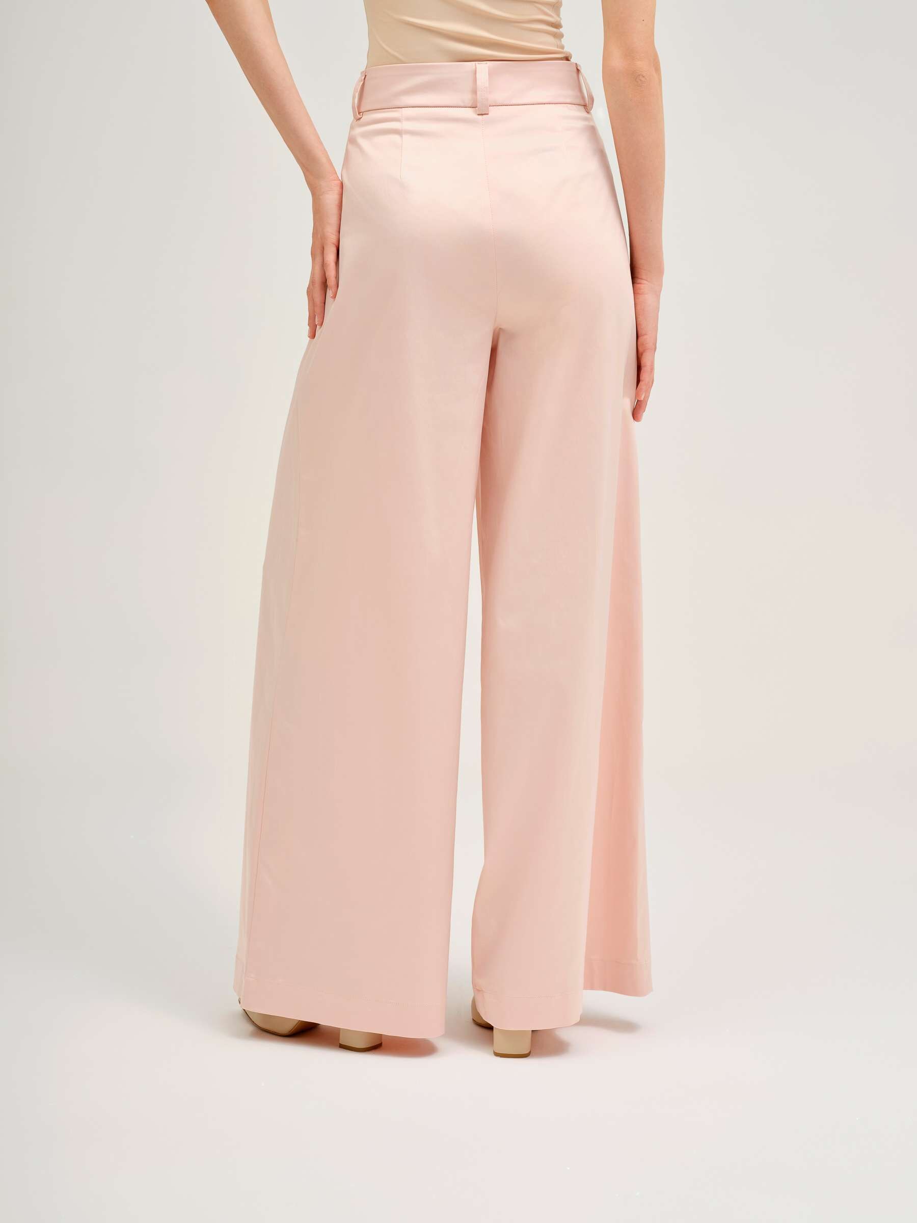 Calça Palazzo com Pregas Rosa-2