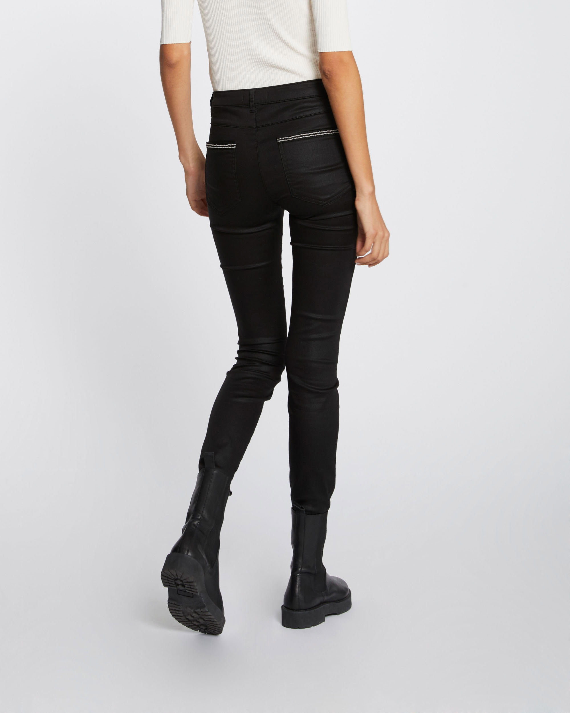 Calças Skinny Slim Efeito Molhado Preto-3