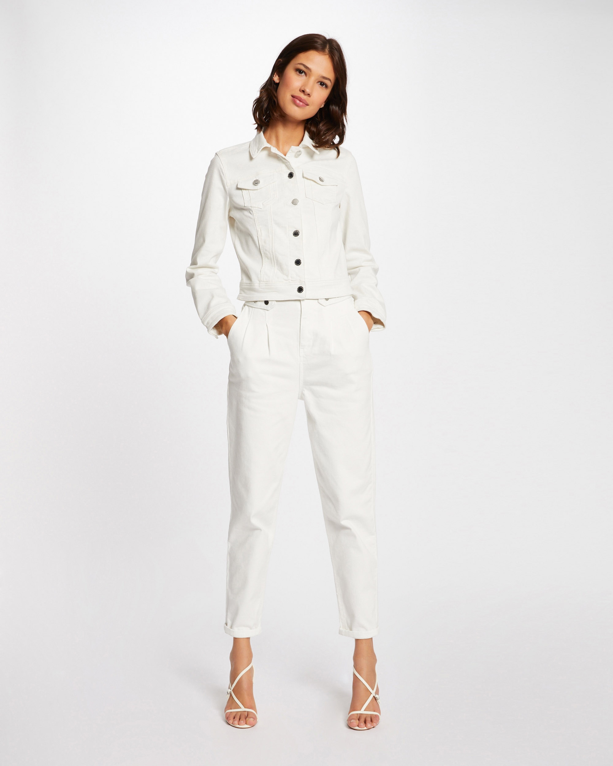 Casaco Jeans com Corte a Direito Abotoado Cru-4