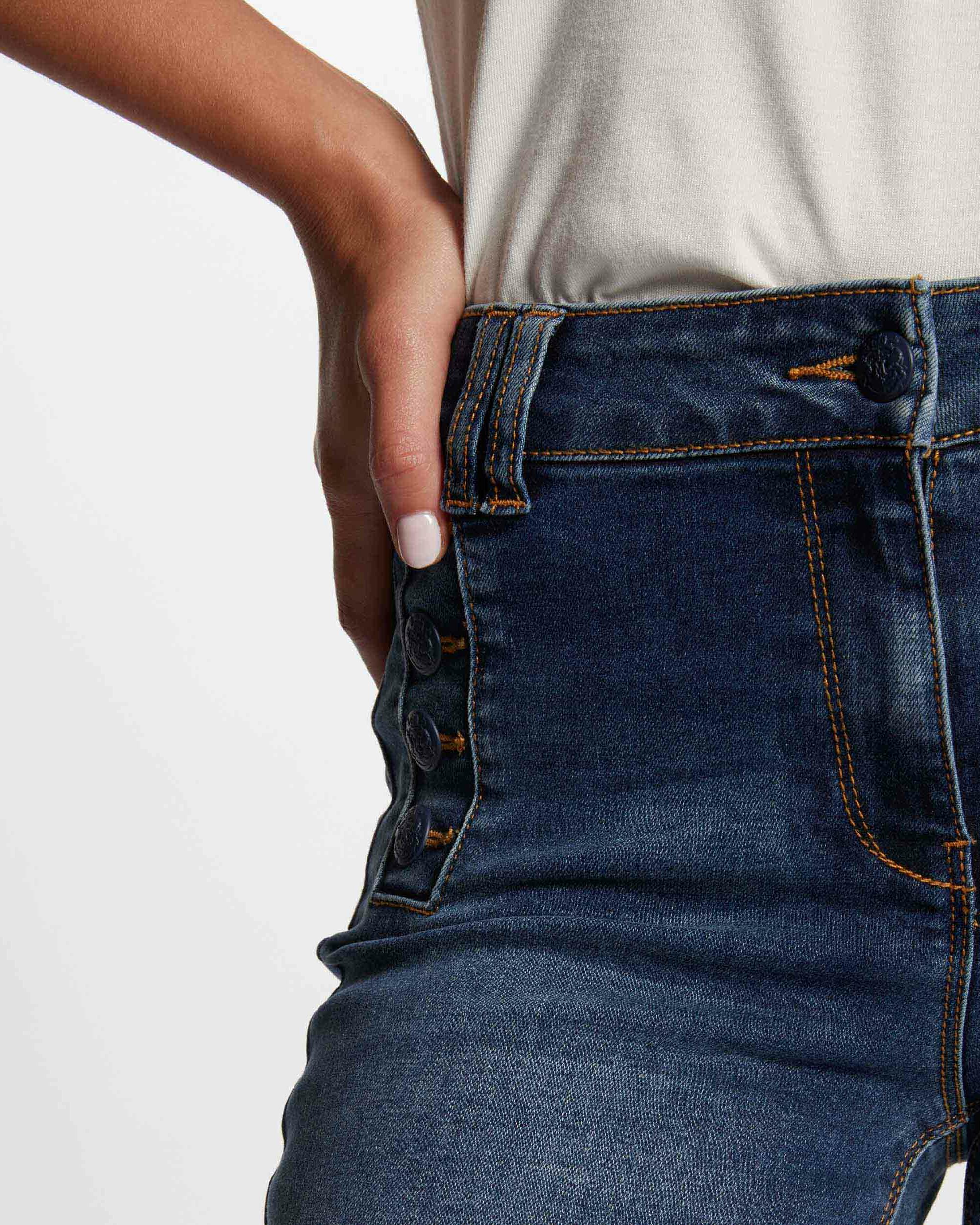Jeans com Corte a Direito Flare com Botões Azul-índigo-5