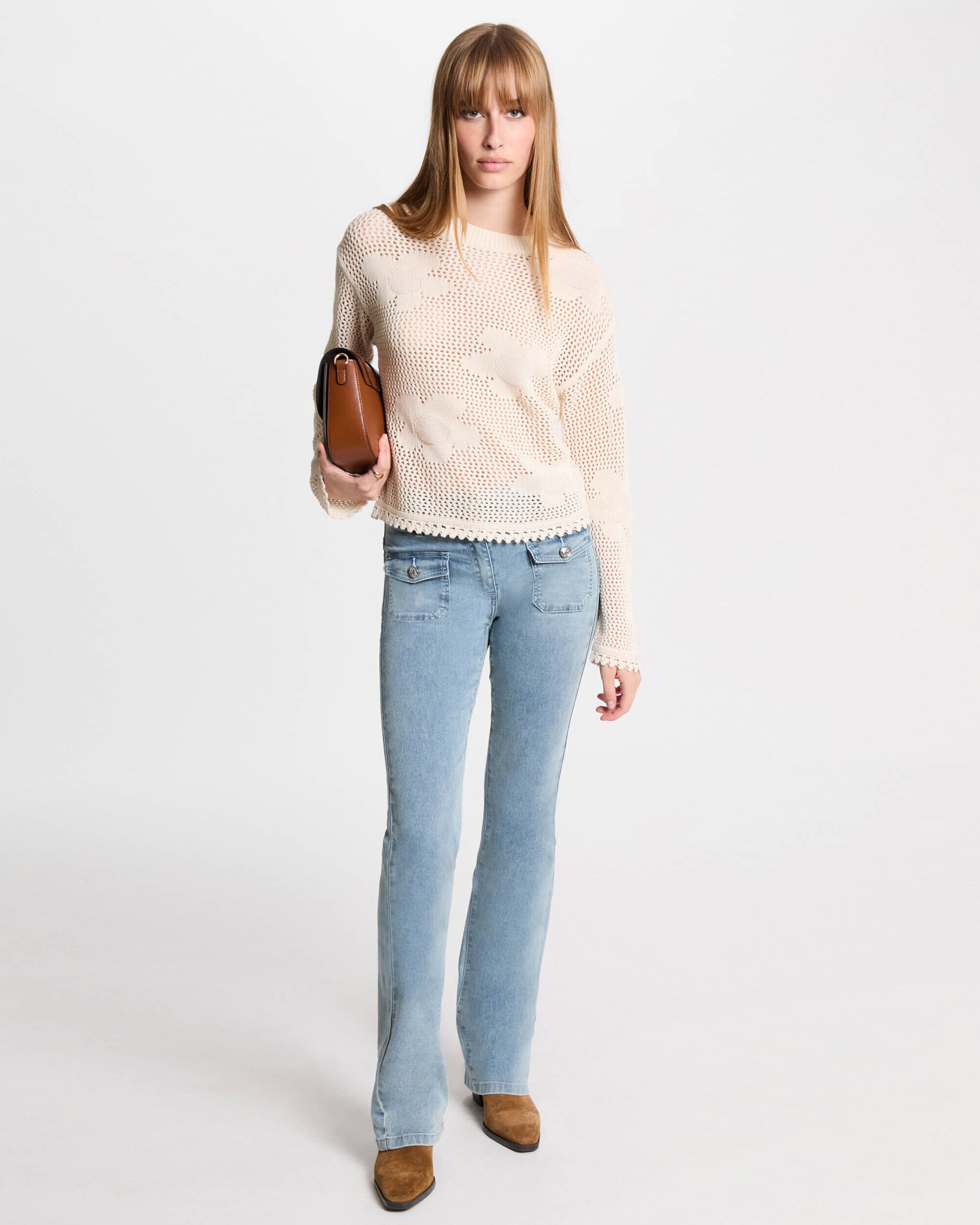 Jeans com Corte a Direito Bootcut de Cintura Subida com Bolsos de Aba Azul denim-4