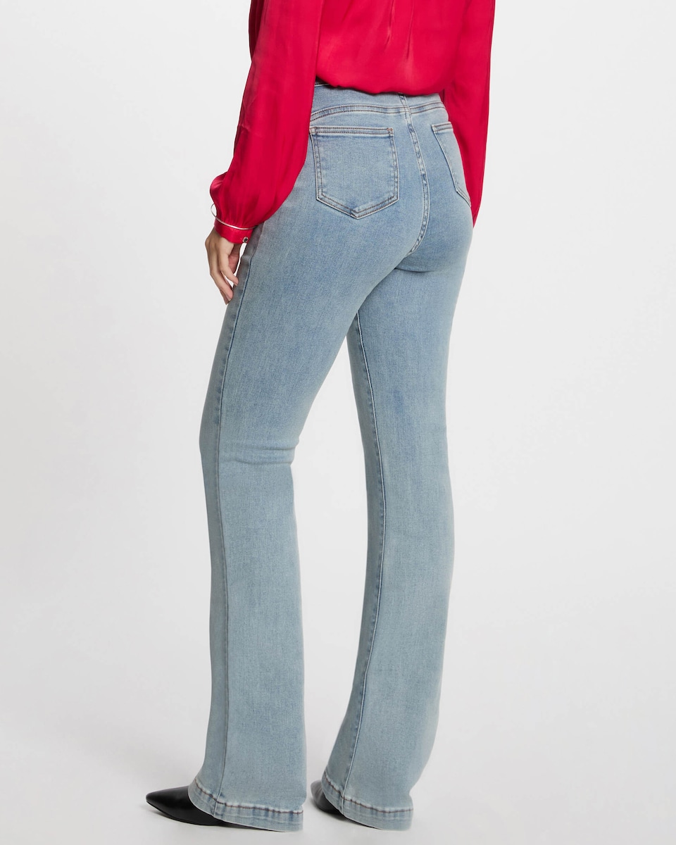 Jeans com Corte a Direito com Detalhes Entrançados Azul-claro-3