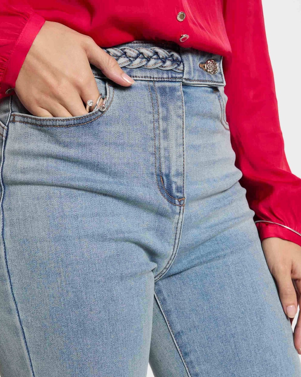 Jeans com Corte a Direito com Detalhes Entrançados Azul-claro-5