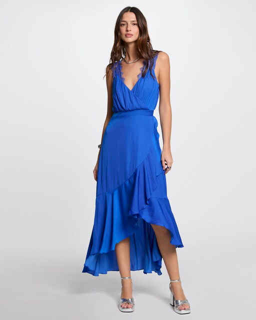 Imagem 0 de Vestido Comprido com Folhos e Renda