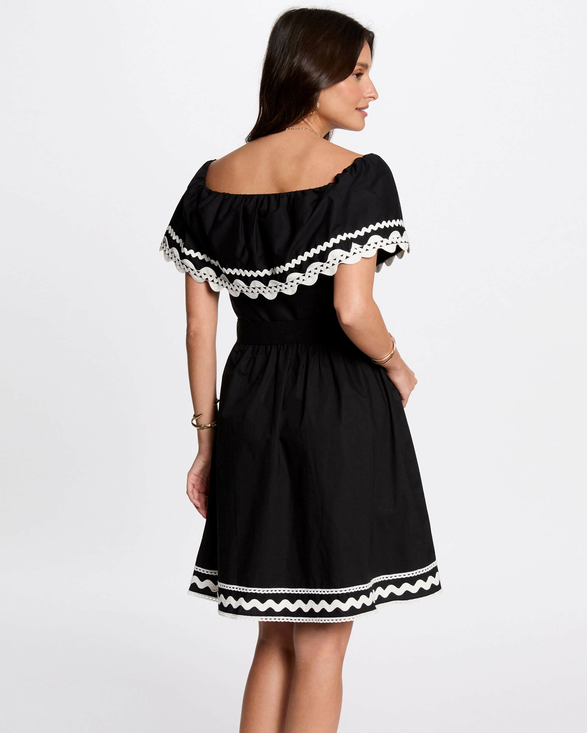 Vestido Curto Evasé Preto / Branco-3