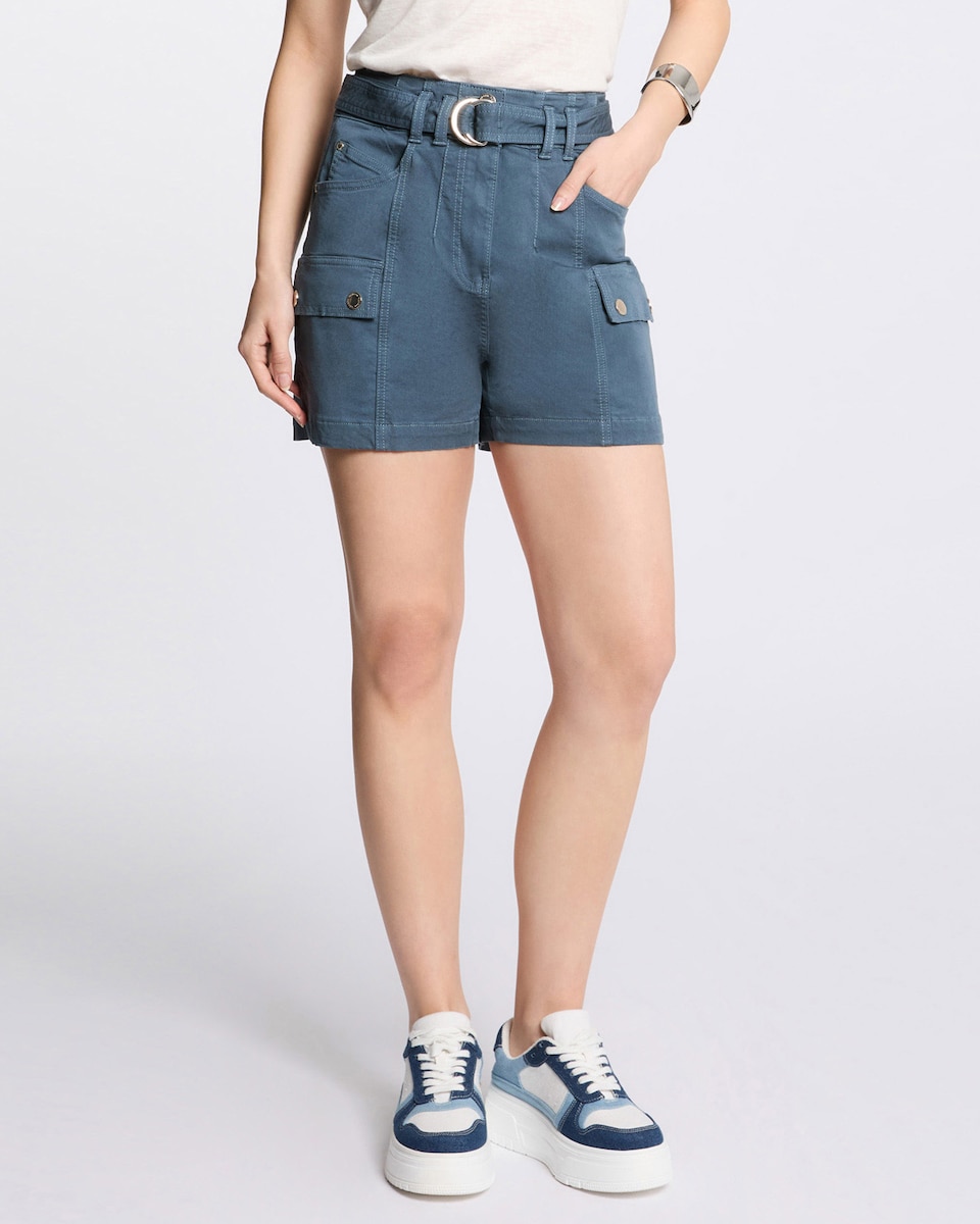 Short Cargo com Cinto Azul-1