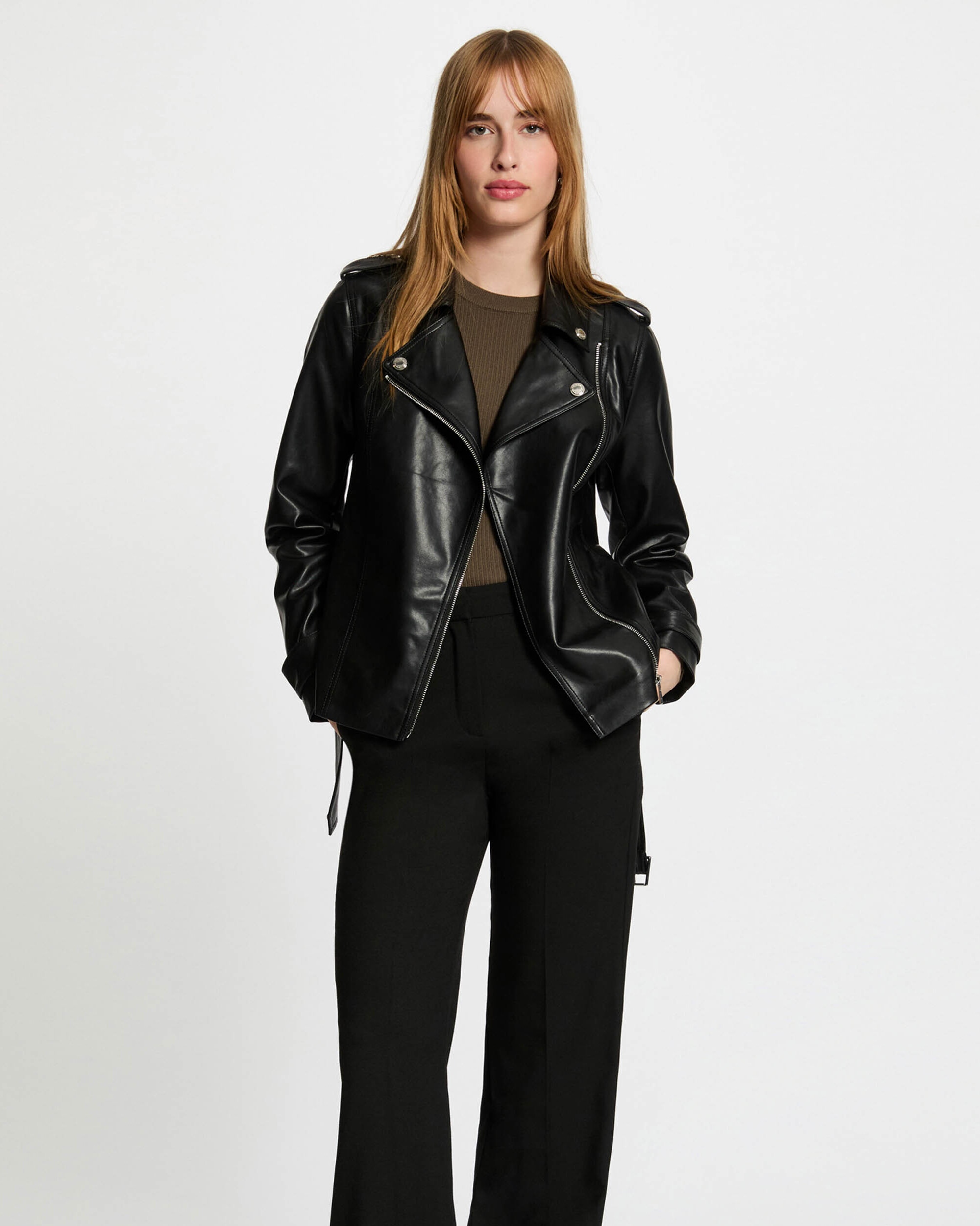 Imagem 0 de Blusão em Couro Sintético