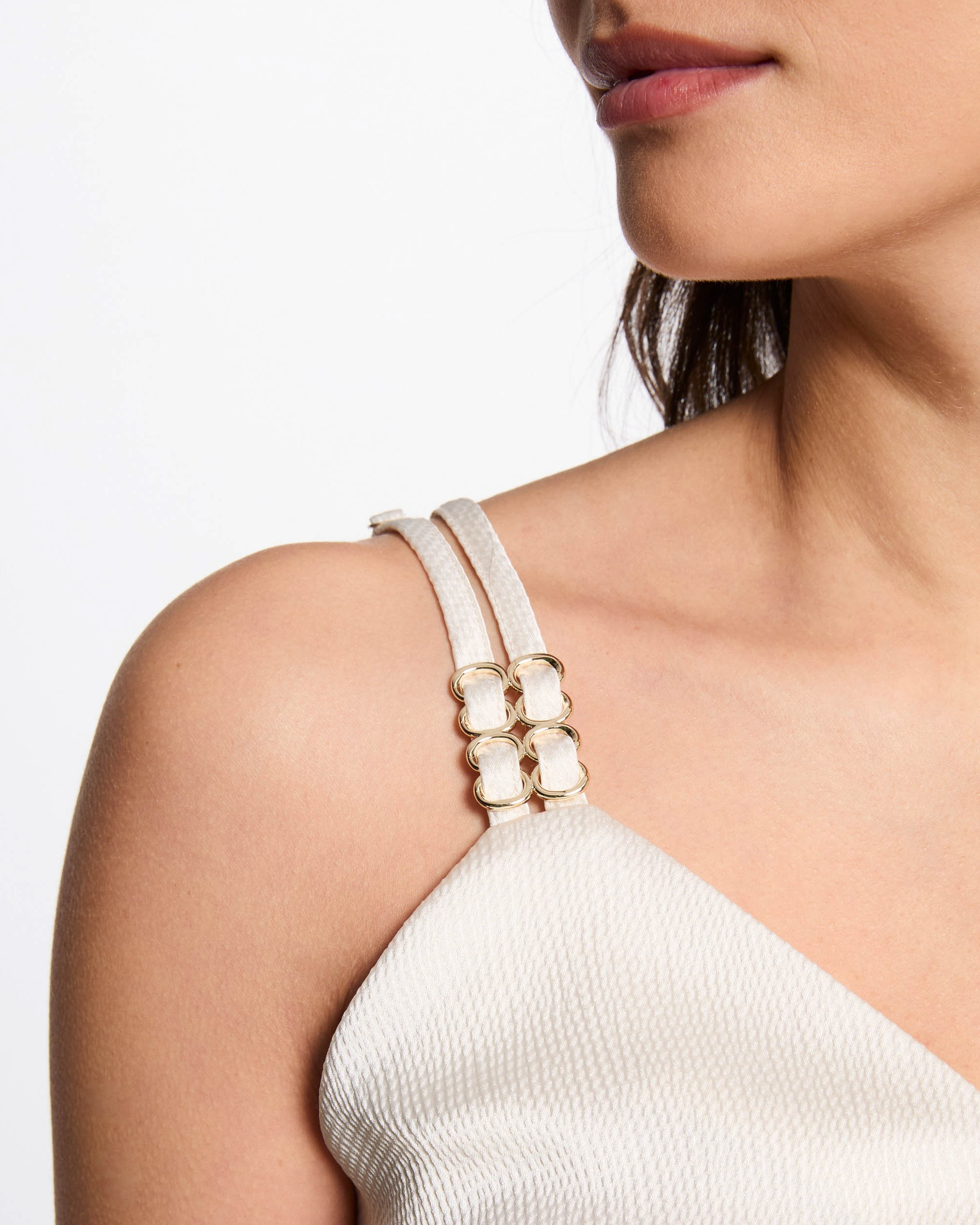 Top em Cetim com Alças Creme-5