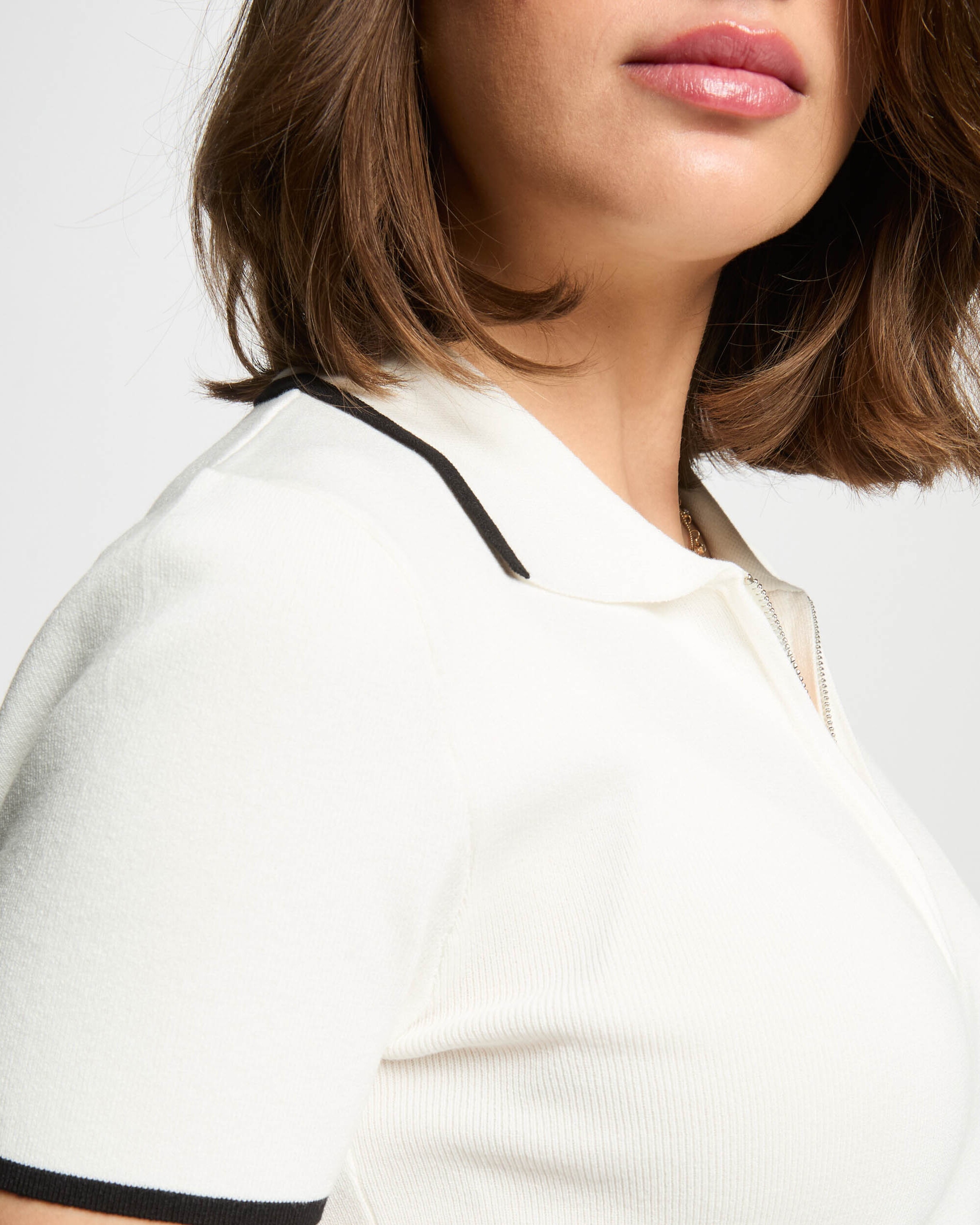 Camisola de Manga Curta Branco / Preto-5