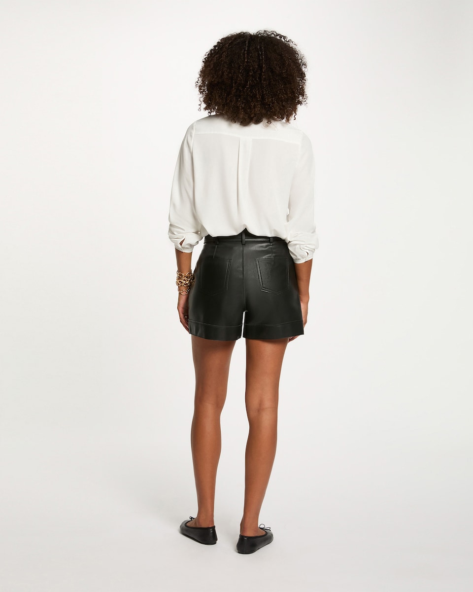 Blusa Fluida com Gola Claudine Branco-3