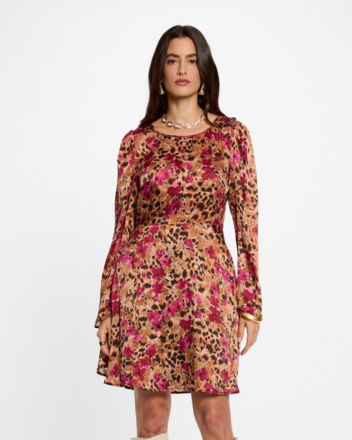 Imagem 0 de Vestido Curto Plissado