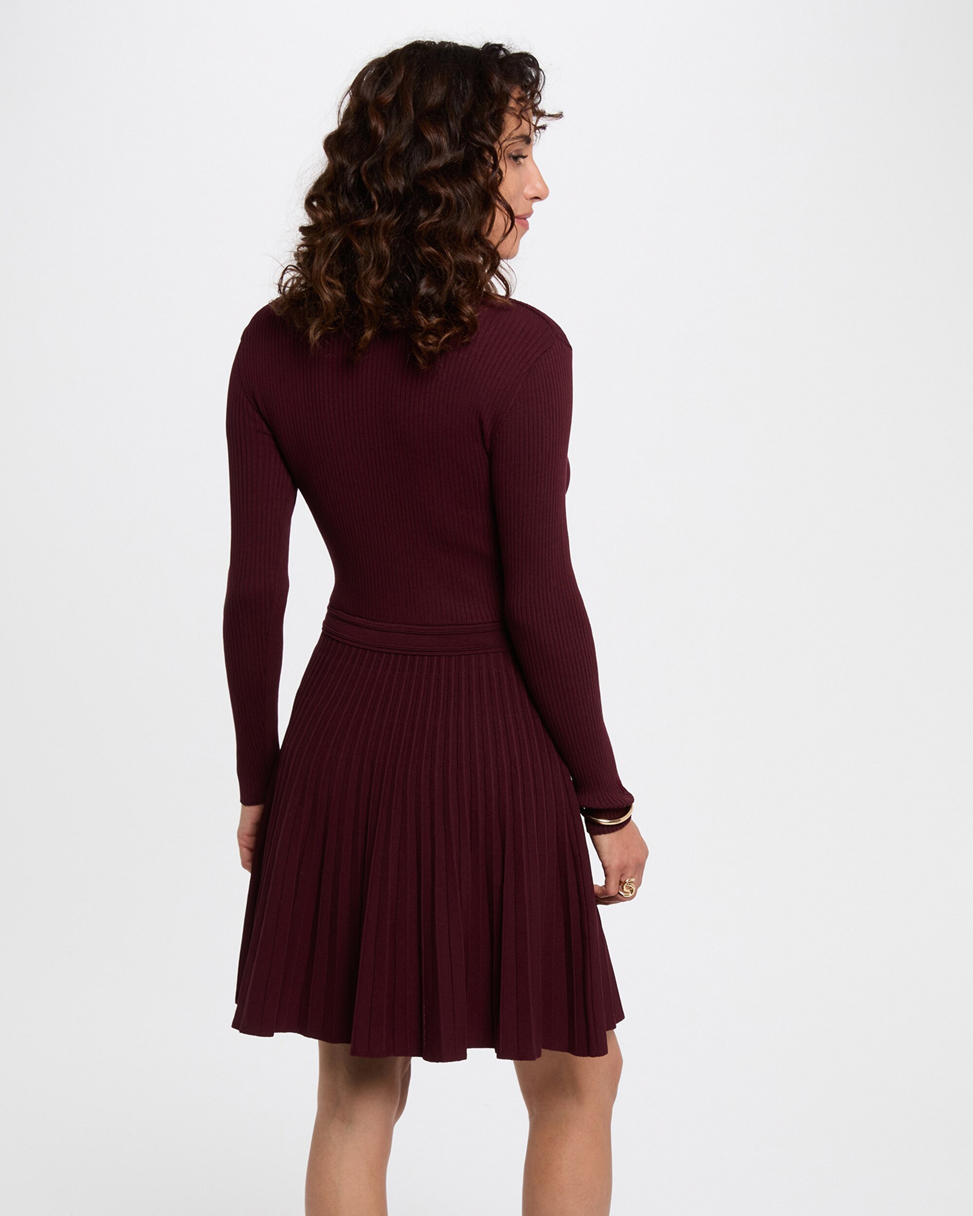 Vestido Curto Justo Bordeaux-3