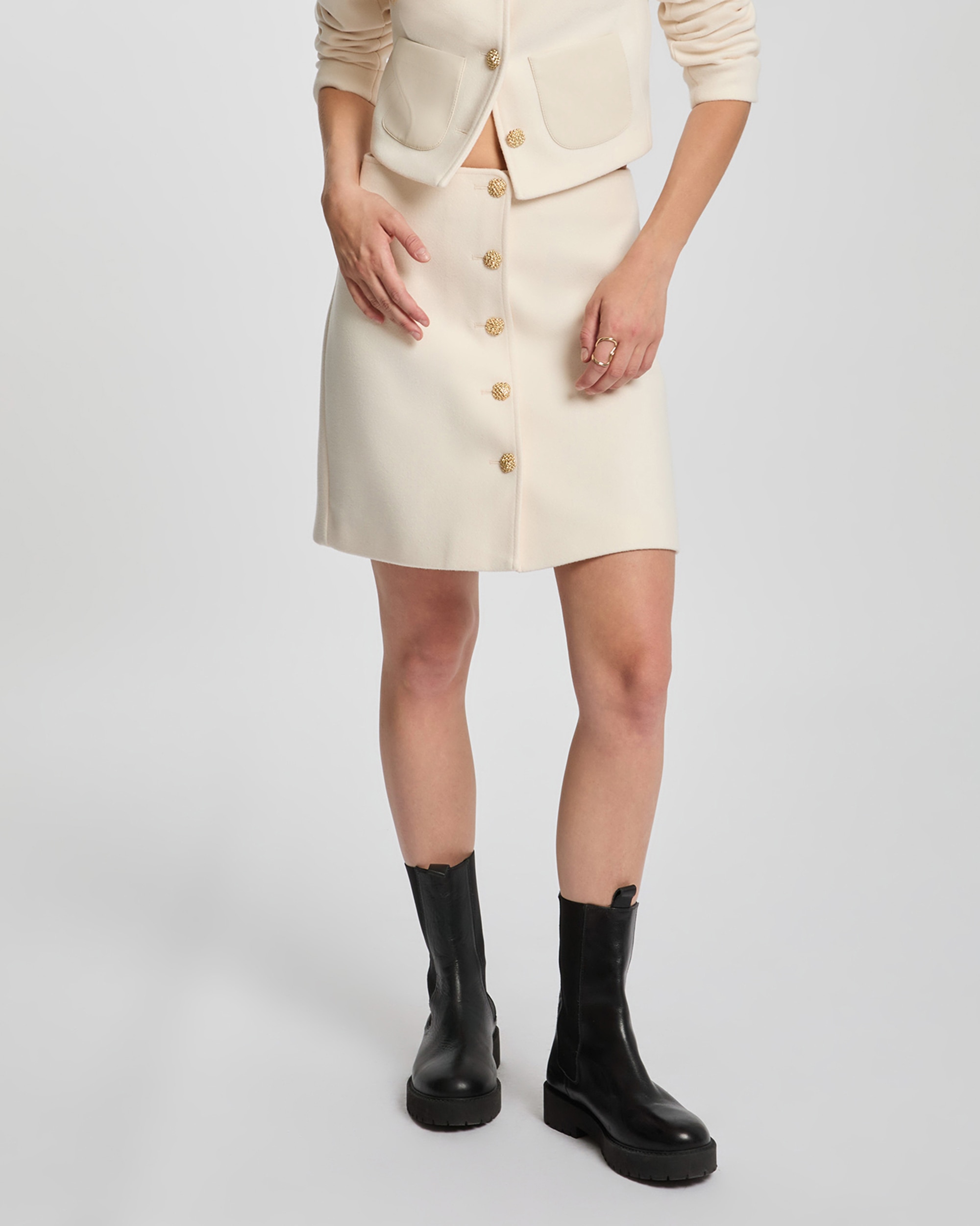 Imagem 0 de Saia Curta Ajustada