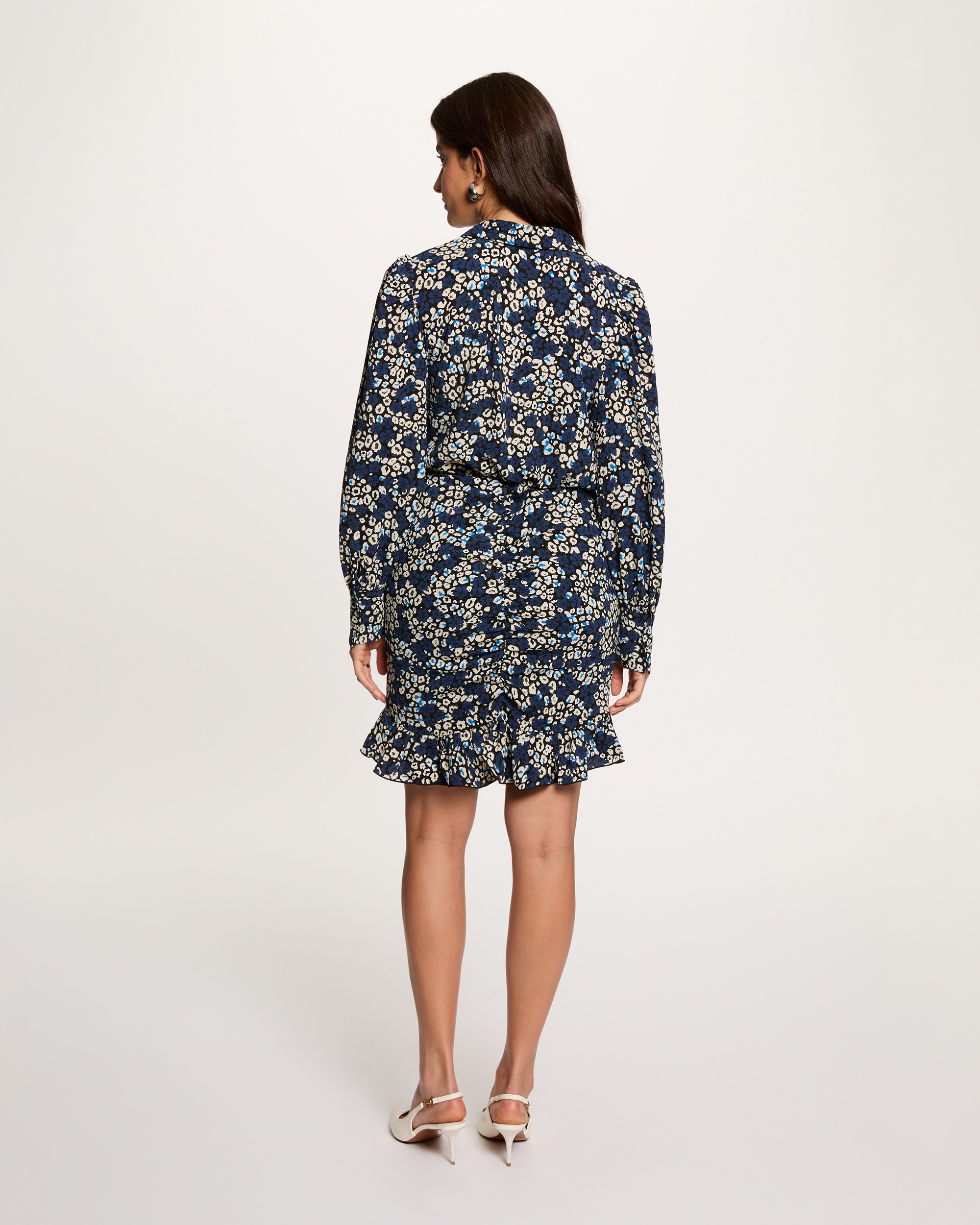 Vestido Curto Fluído com Gola Tipo Camisa e Estampado Floral Azul-escuro-3