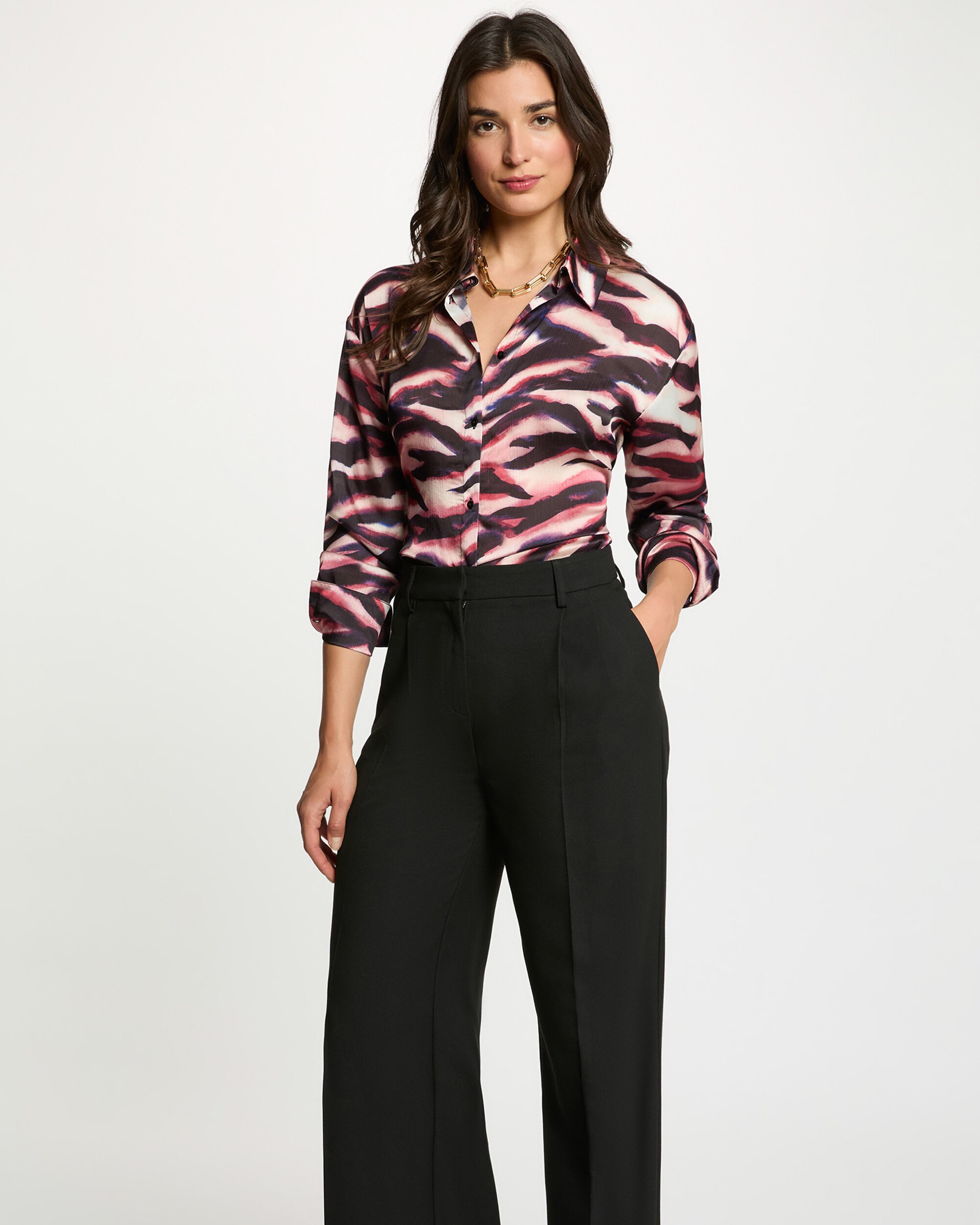 Imagem 0 de Camisa Fluida com Gola Aberta