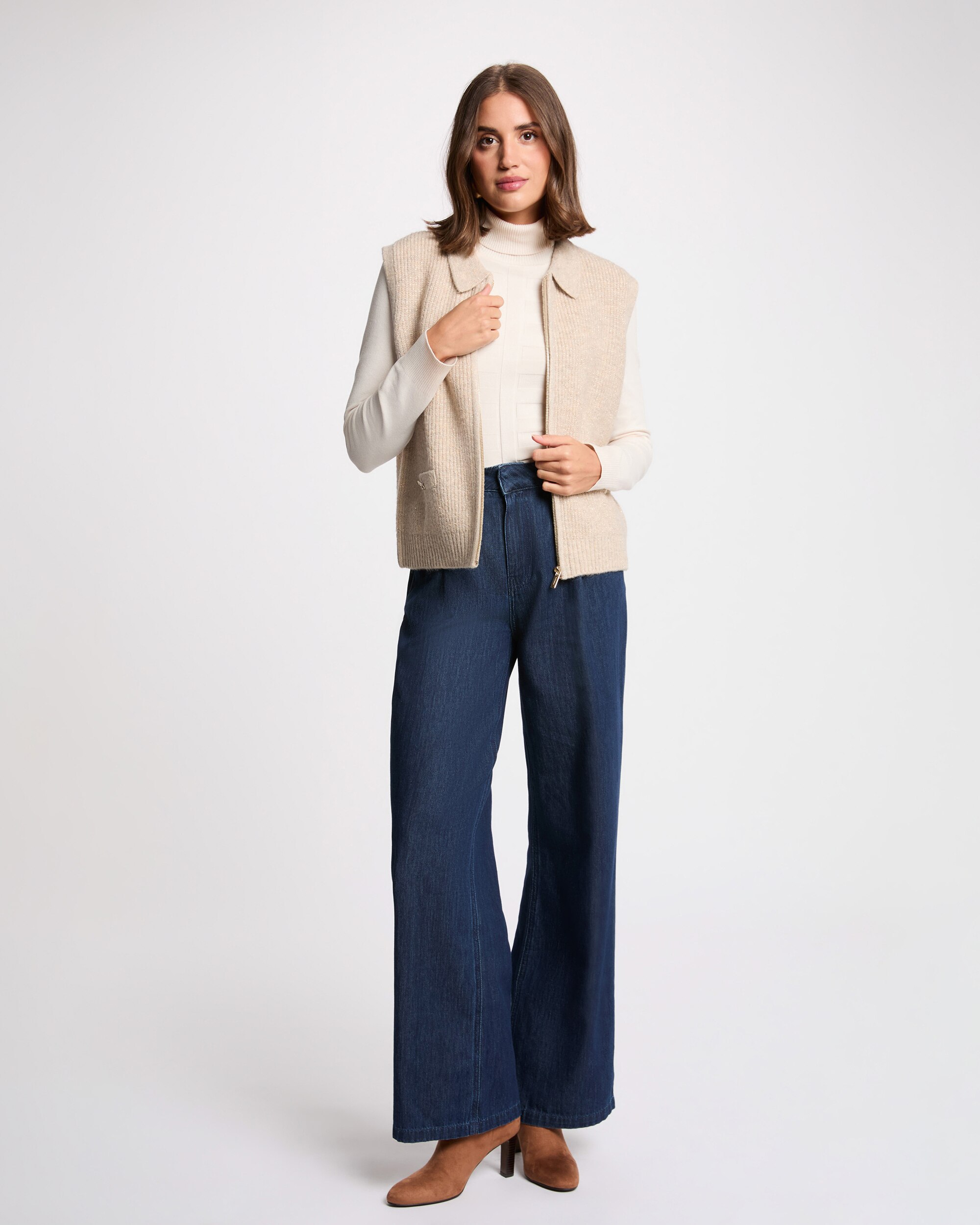 Cardigan Ajustado com Manga 3/4 Creme-4