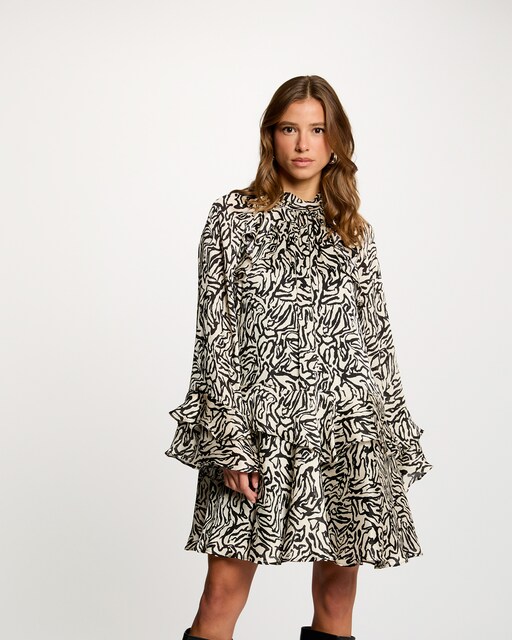 Imagem 0 de Vestido Curto Plissado