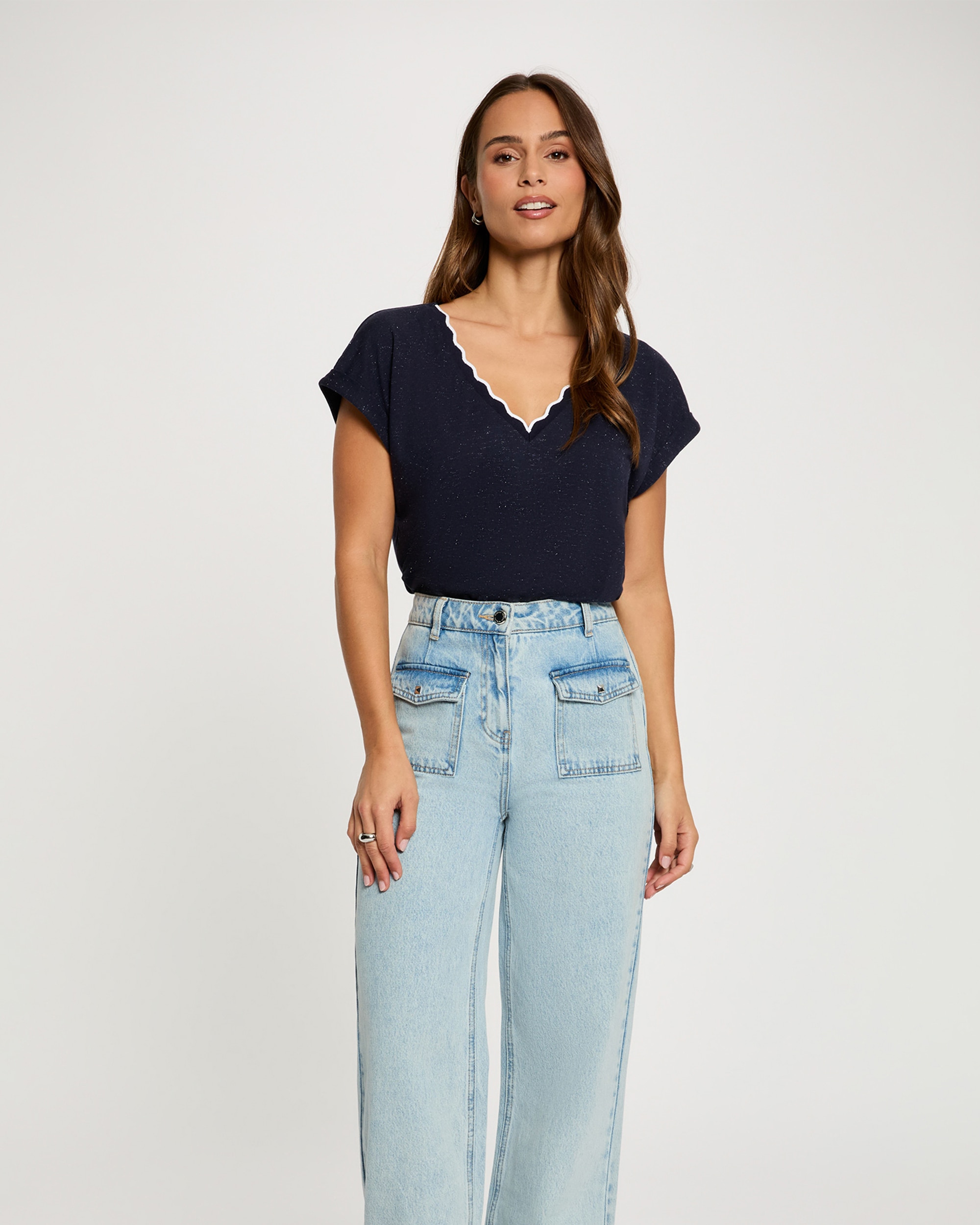 Imagem 0 de T-shirt com Decote em V de Manga Curta