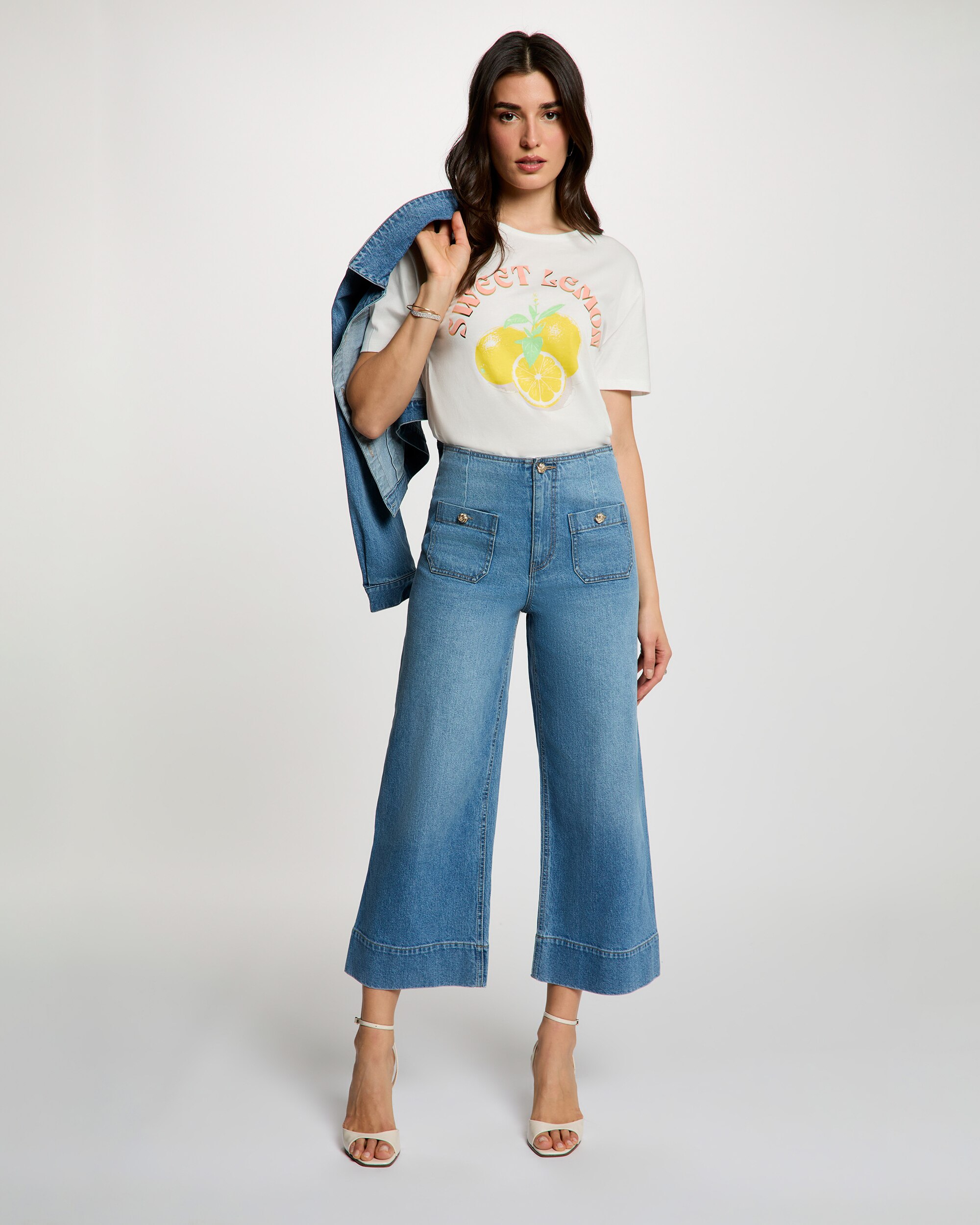 T-shirt Estampada com Decote Redondo Branco-4