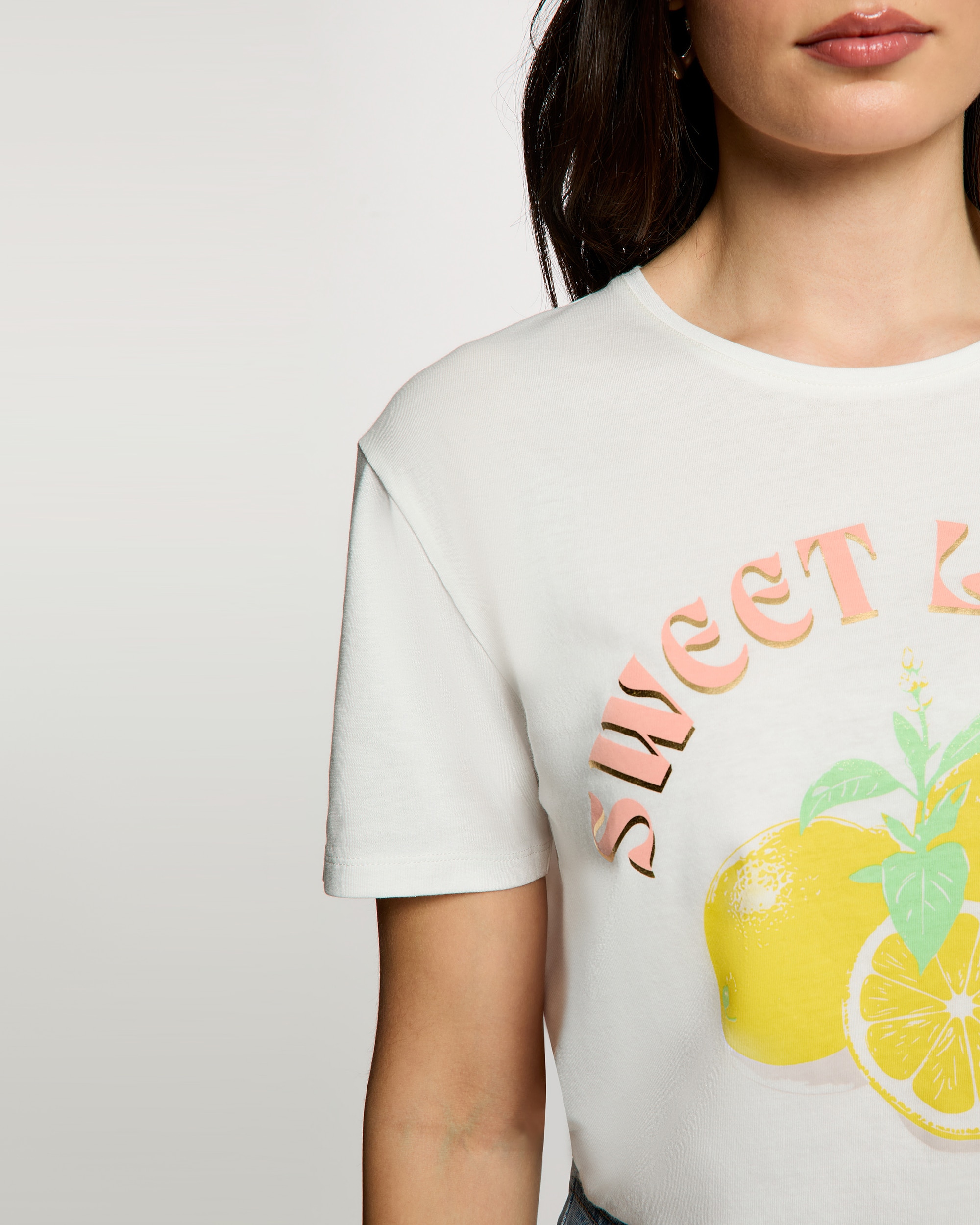 T-shirt Estampada com Decote Redondo Branco-5