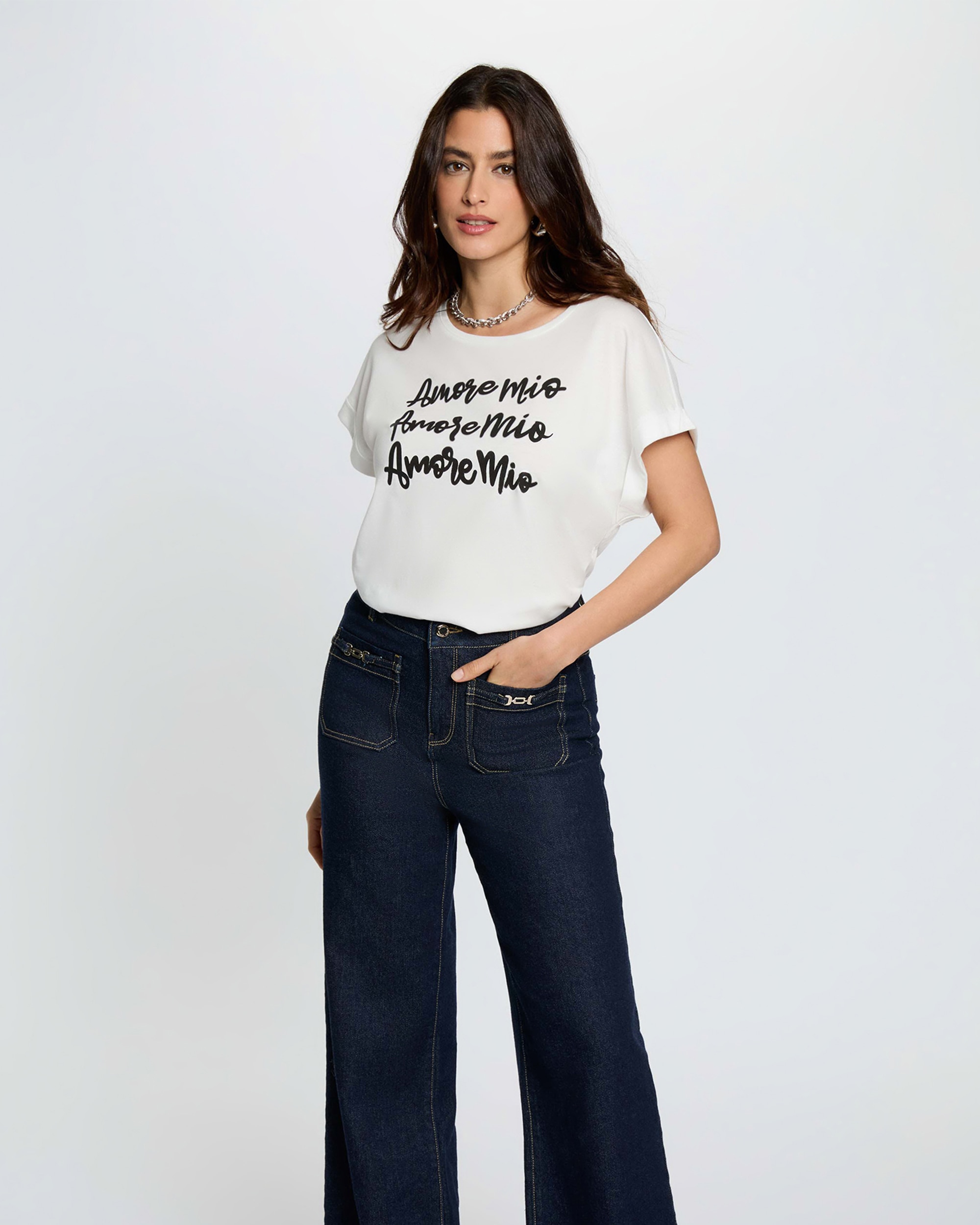 Imagem 0 de T-shirt com Gola Redonda