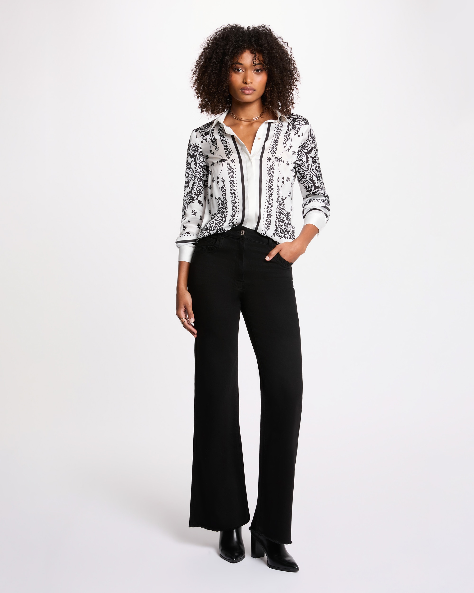 Camisa Fluida Estampada Branco-4