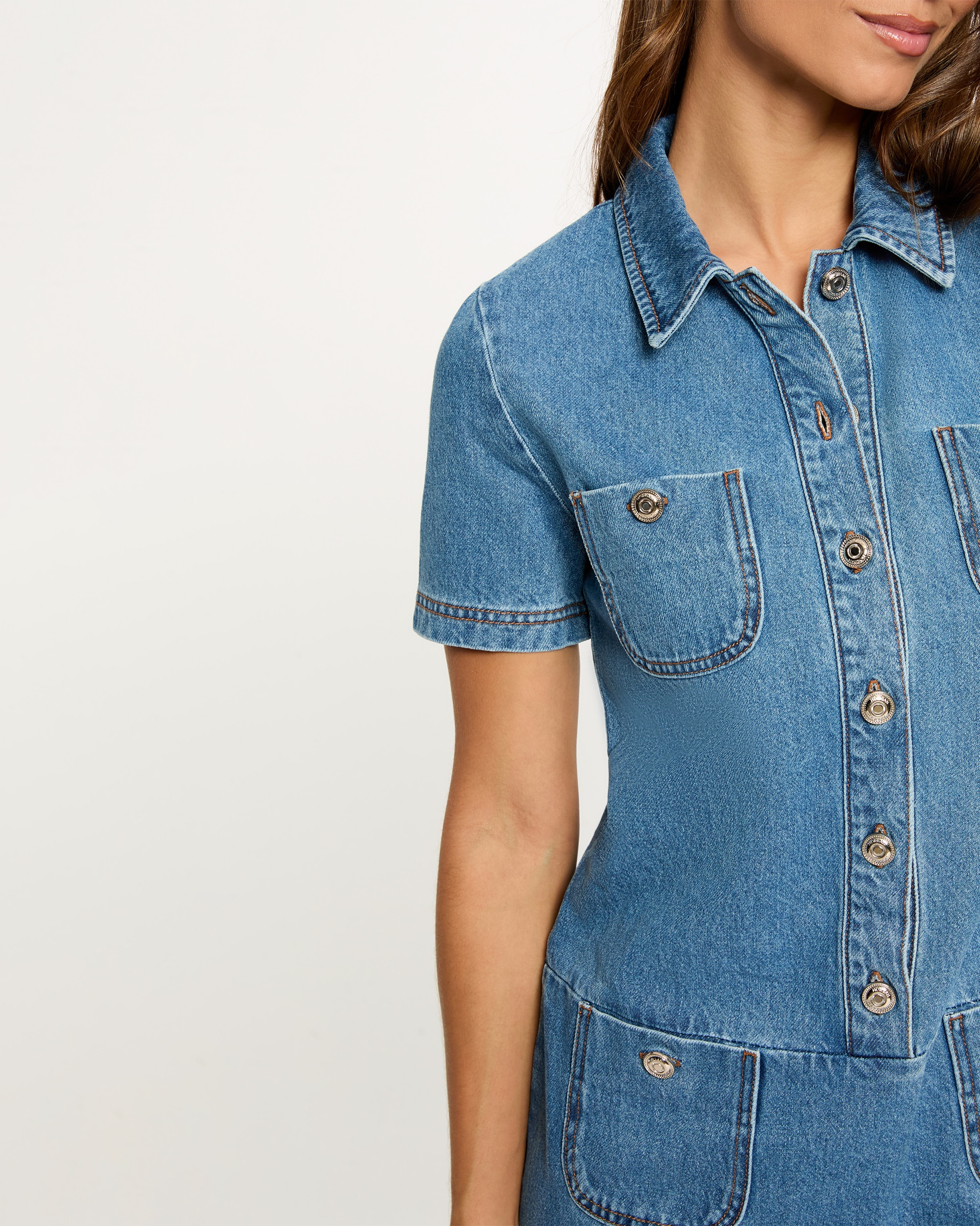 Vestido Curto de Corte a Direito em Tecido Jeans com Manga Curta Azul denim-5