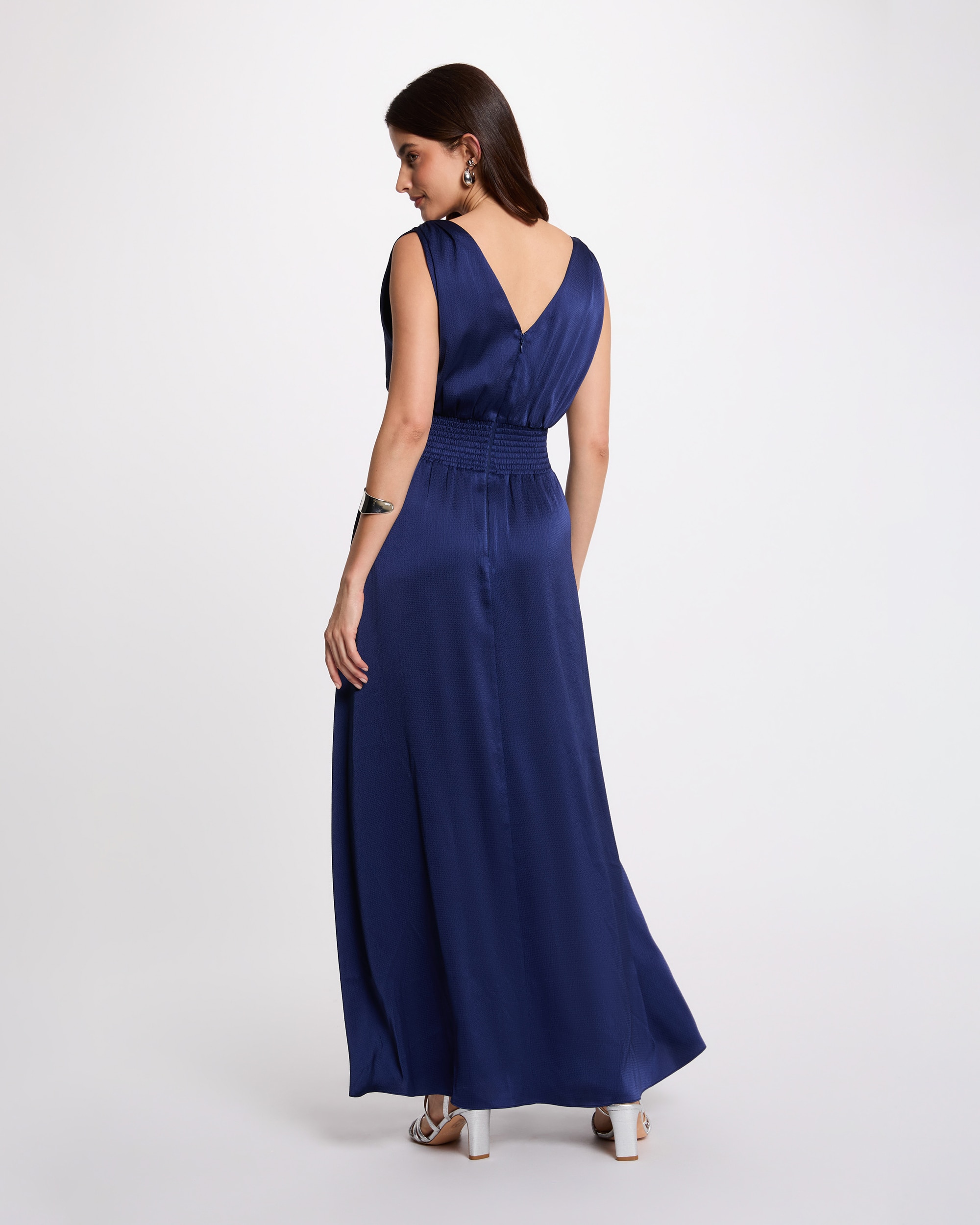 Vestido Comprido Fluído sem Mangas e Decote em V Azul-escuro-3