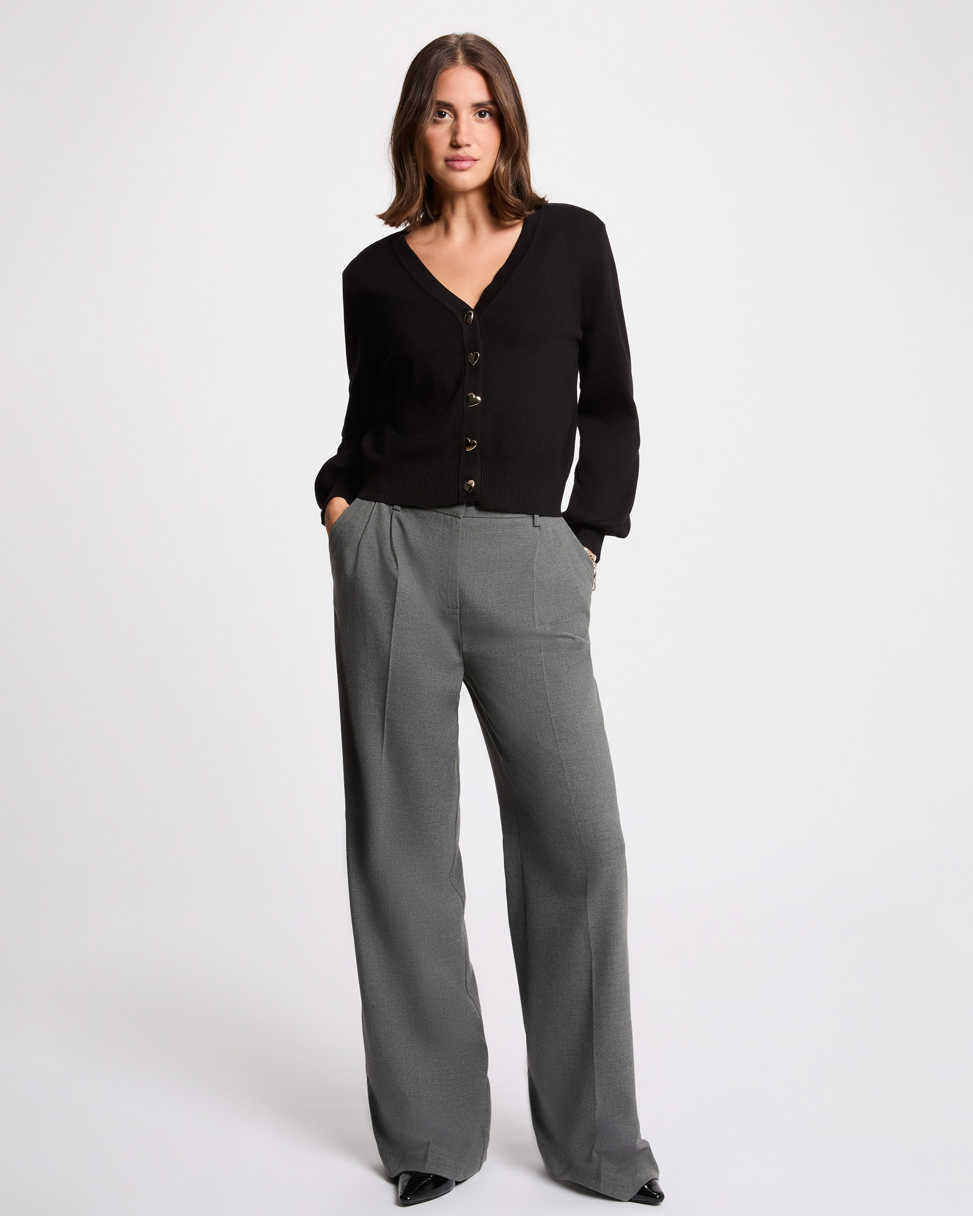 Cardigan Curto com Decote em V Preto-4