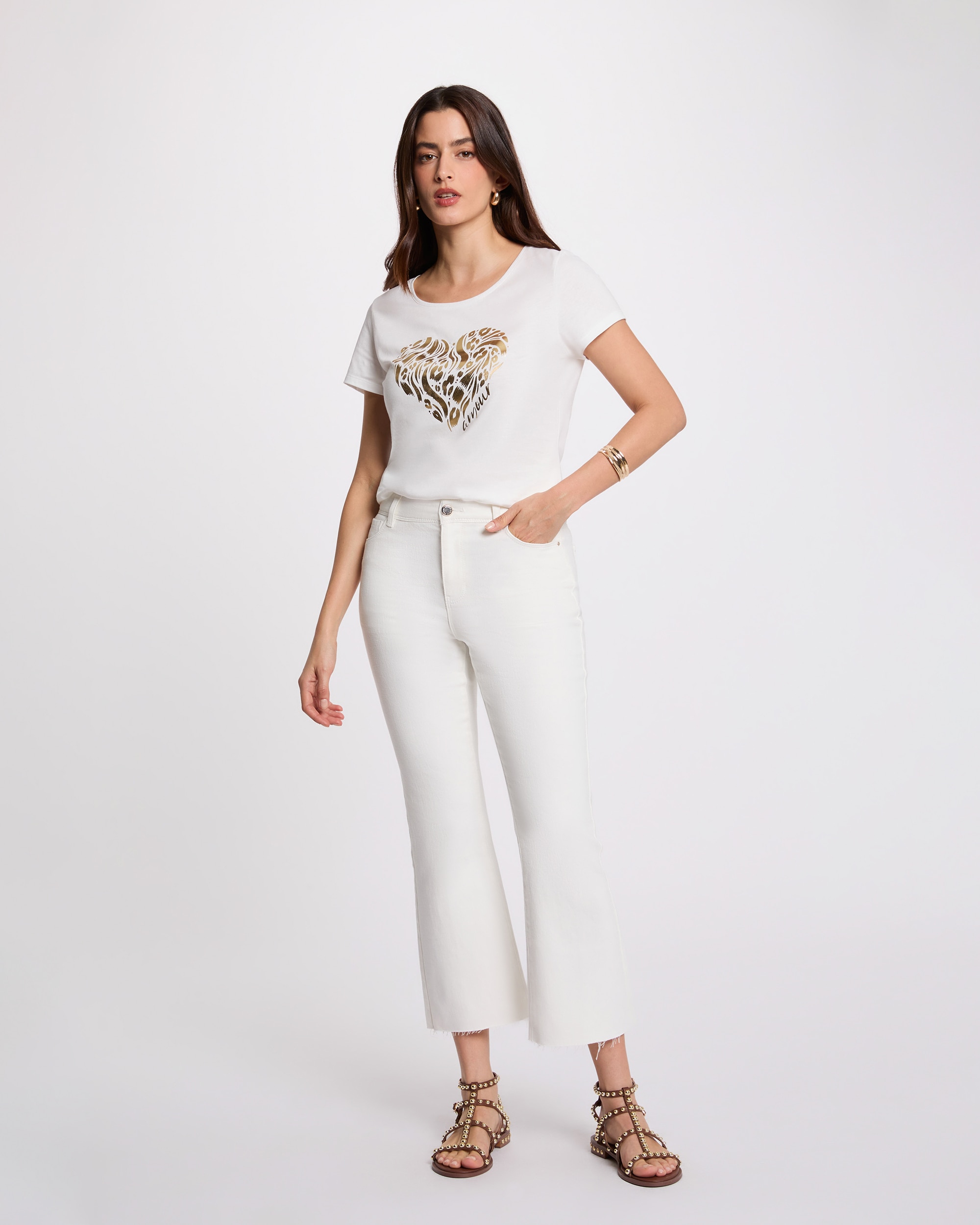 Jeans Flare em Corte 7/8 Branco-4