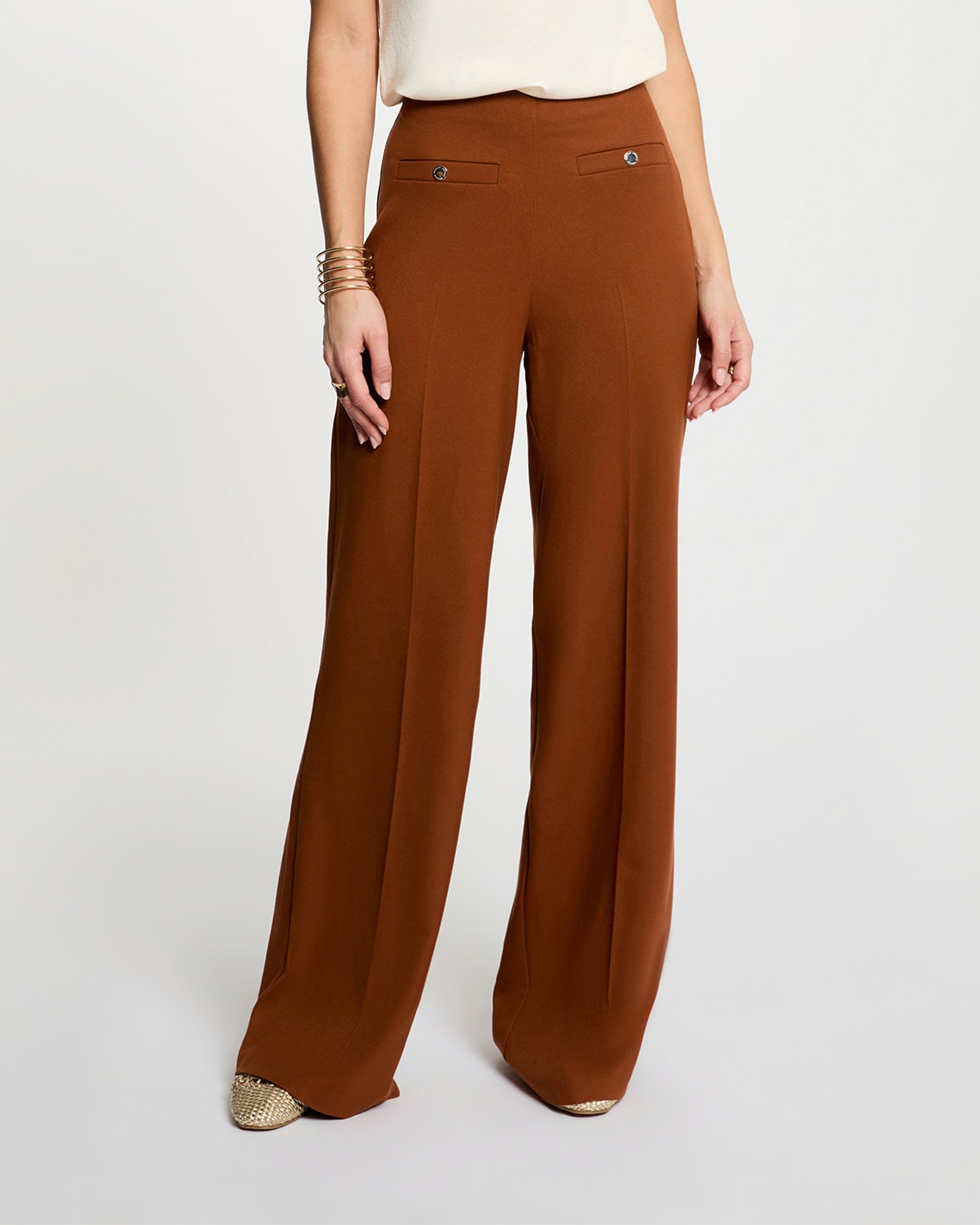 Imagem 0 de Calças Largas com Cintura Subida