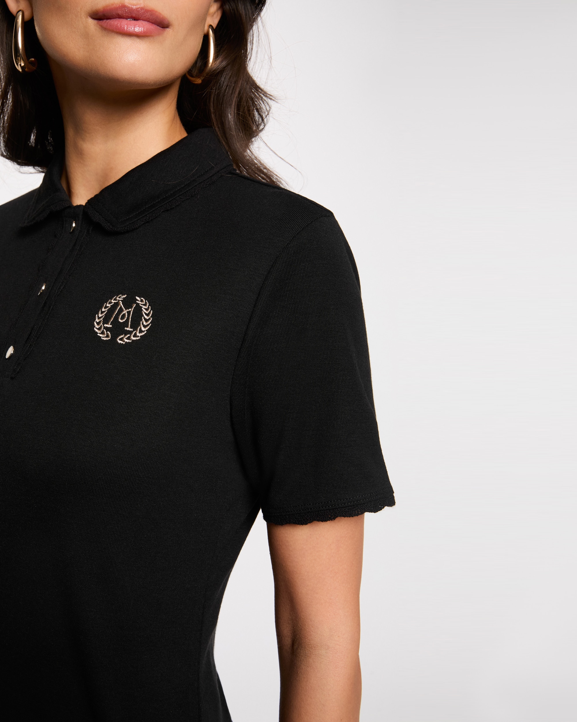 Polo Leve com Logo Bordado Preto-5