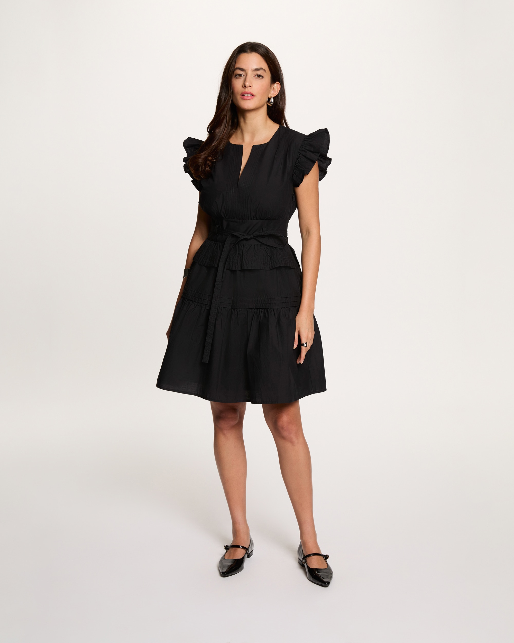 Vestido Curto com Decote em V e Manga com Folhos Preto-4