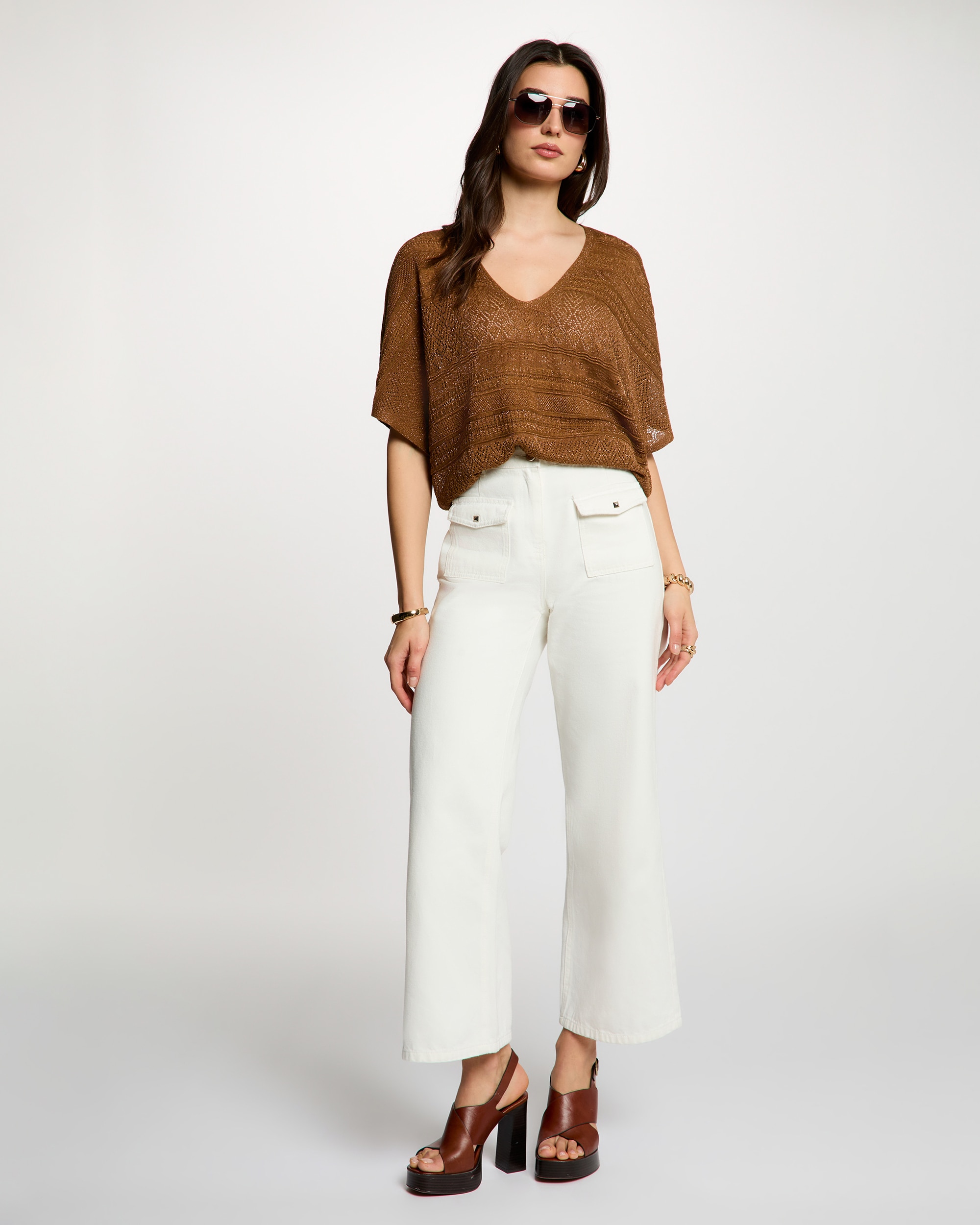 Camisola Oversize com Decote em V Camel-4