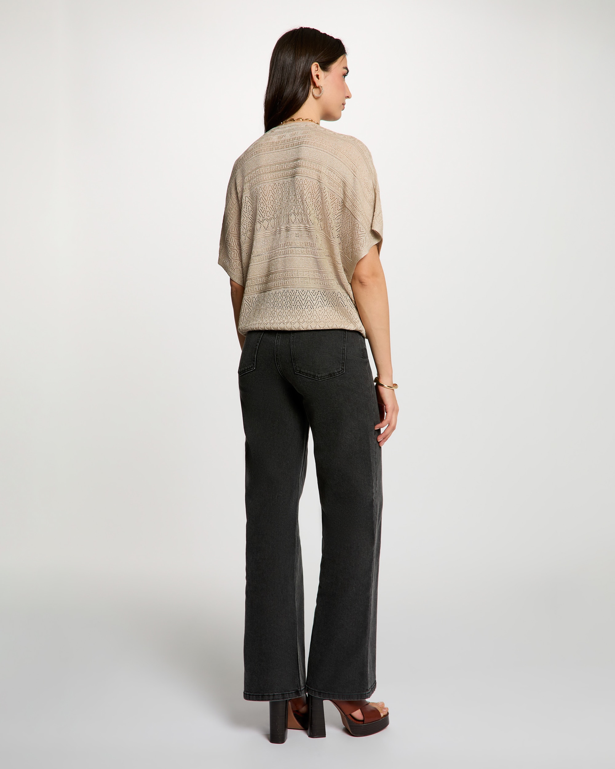Camisola Oversize em Malha Leve Ouro-3